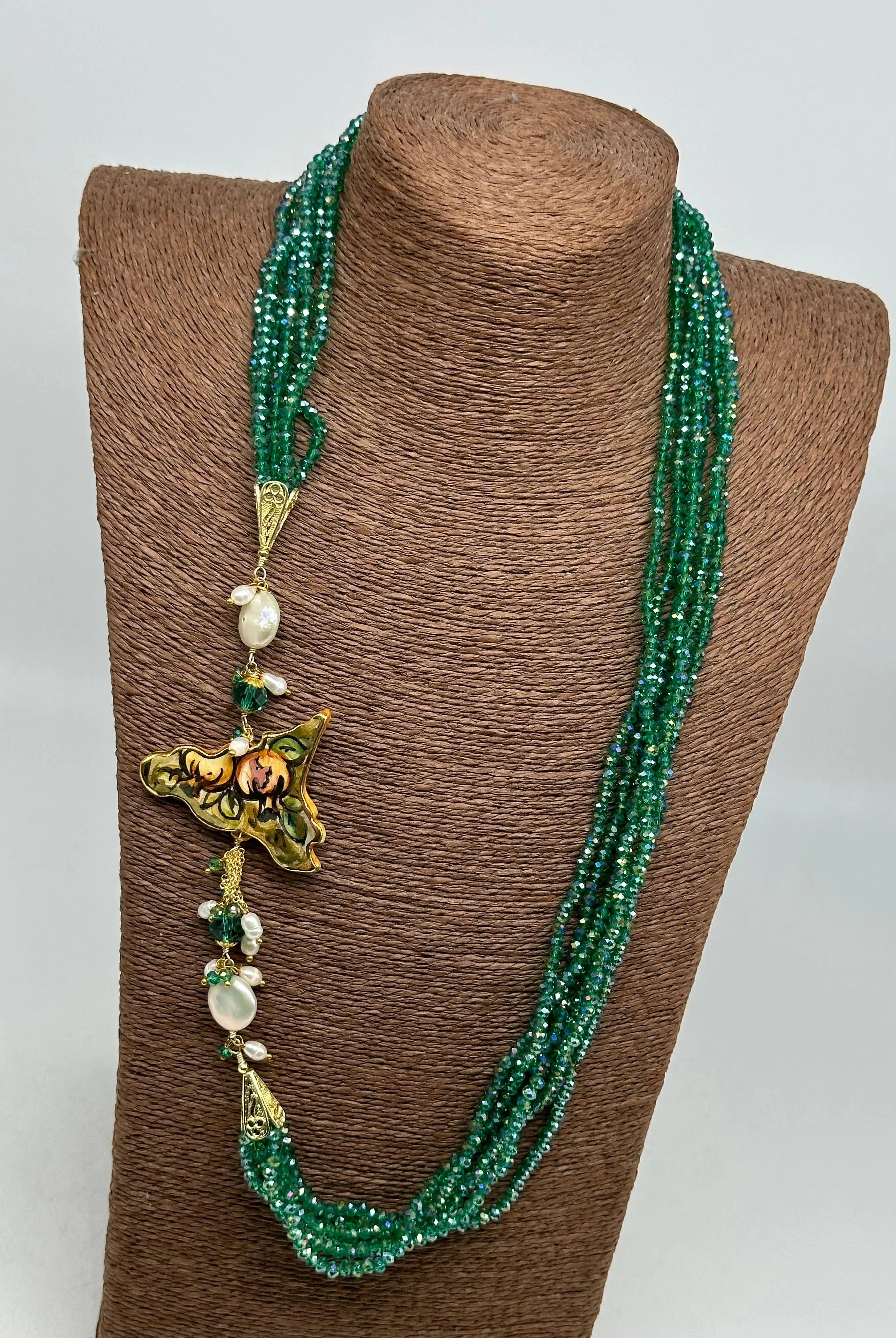 Collana multifilo di Pietre Verde, ciondolo Sicilia, perle e pietre DD CERAMICHE SICILIANE