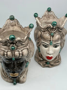 Teste di Moro Emiro Ceramica Caltagirone cm H.30 L.18 Artigianale Écru Sfere Verde DD CERAMICHE SICILIANE