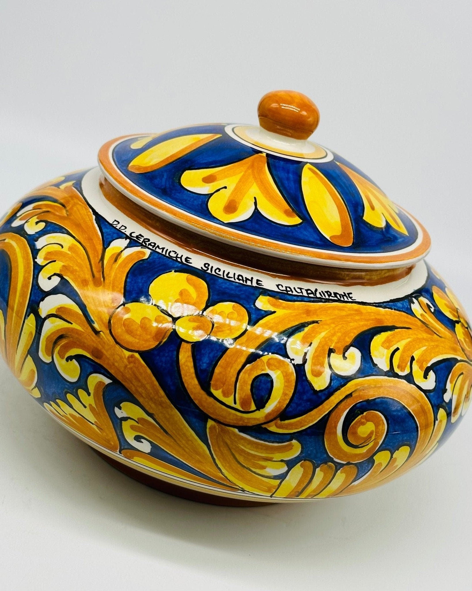 Biscottiera Decorata ‘700 Ceramica Caltagirone cm H.18 L.24 Artigianale - DD CERAMICHE SICILIANE