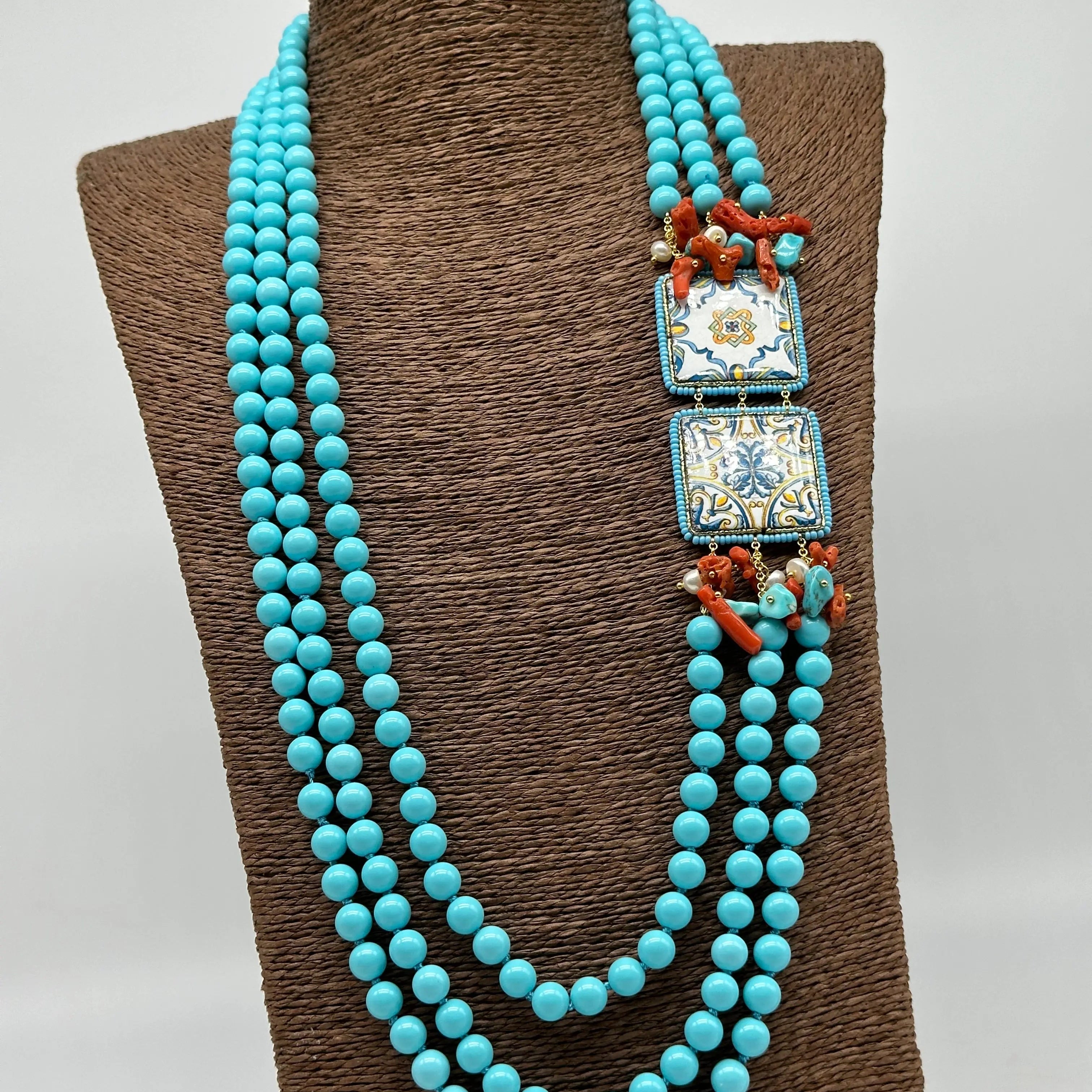 Collana 3 giri di Pietre Turchese, 2 Piastrelle Ceramica di Caltagirone, Corallo DD CERAMICHE SICILIANE