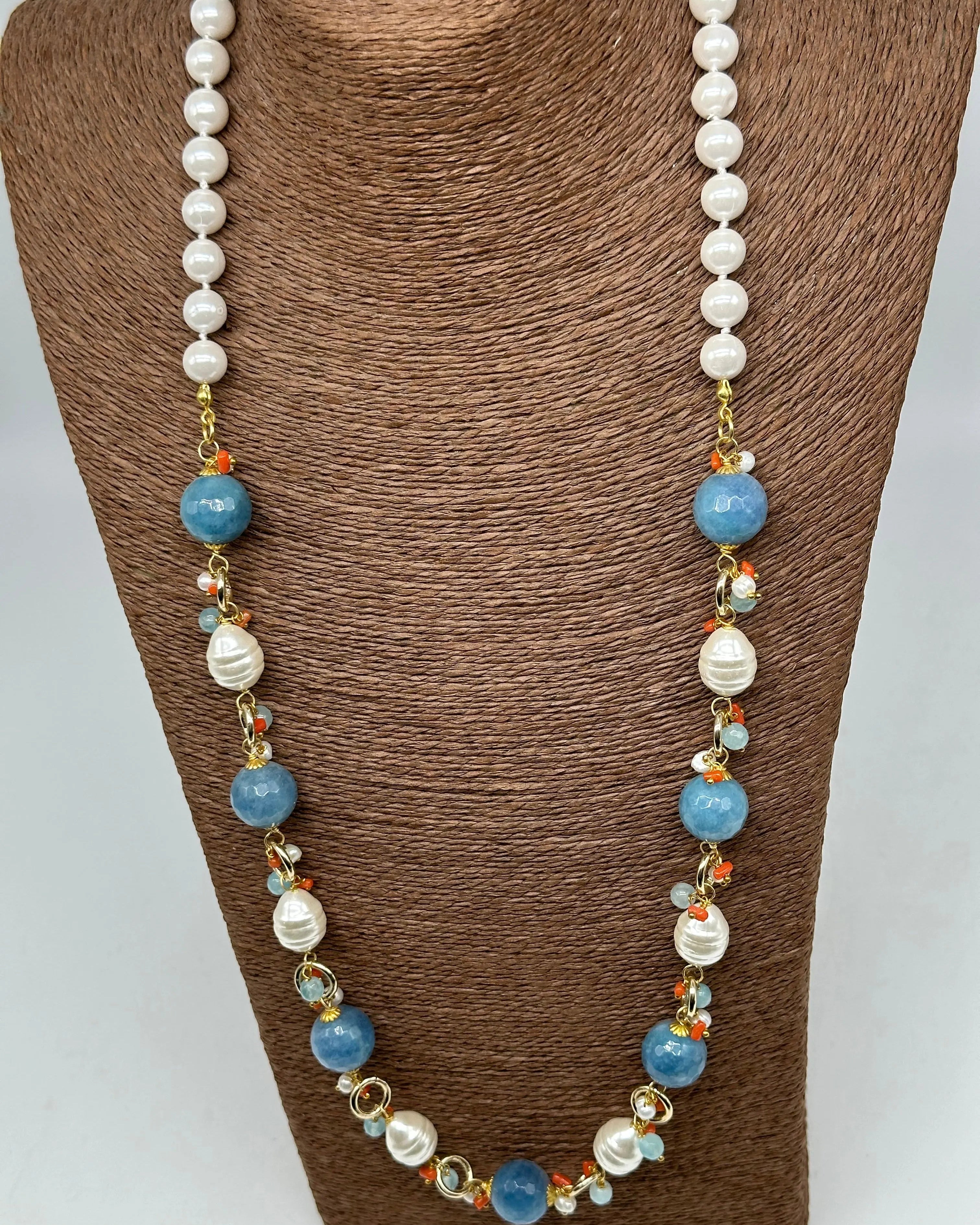 Collana Artigianale Pietre Azzurre, Corallo e Perle bianche V.1 DD CERAMICHE SICILIANE