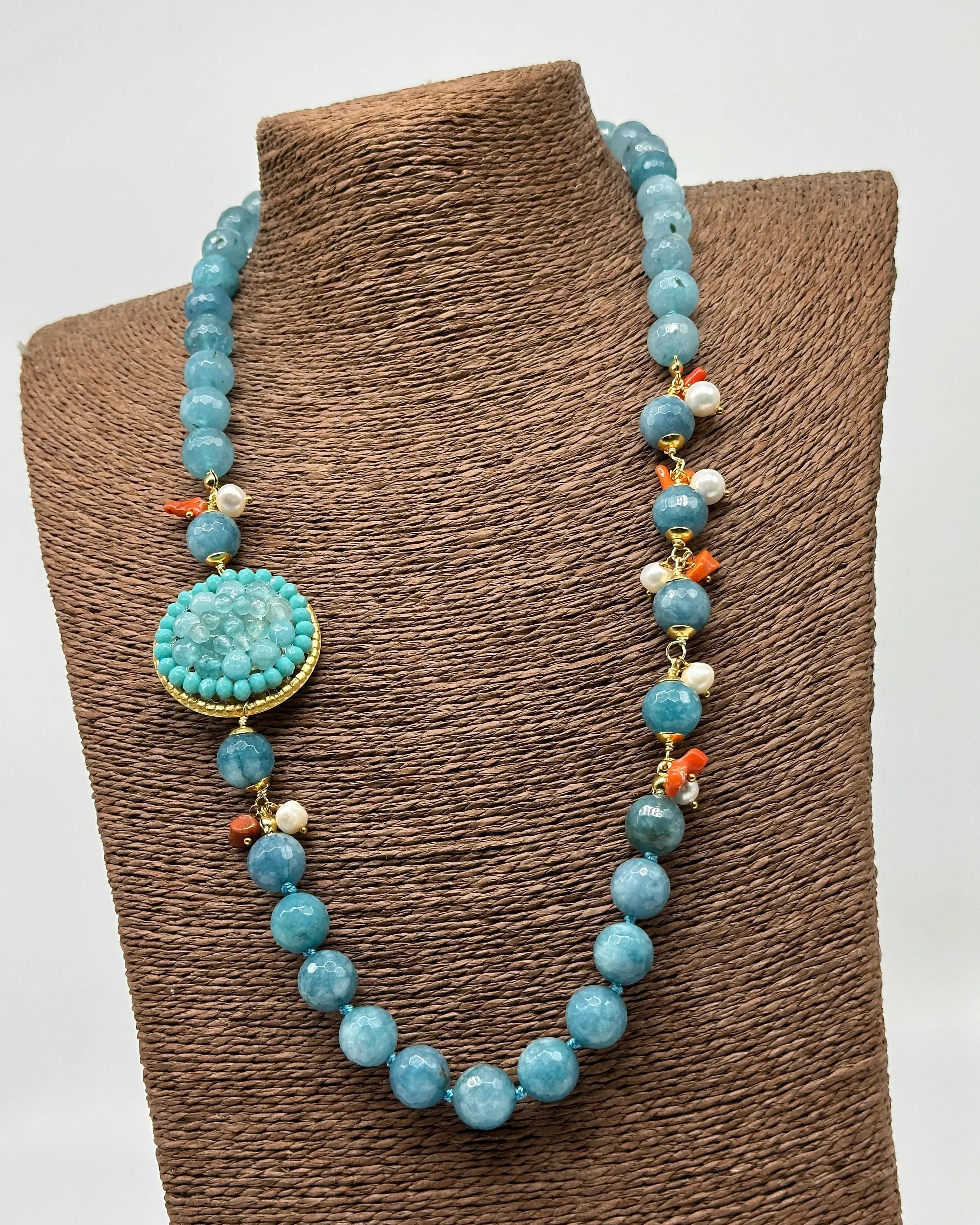 Collana Artigianale Pietre Azzurre, Corallo e Perle bianche V.2 DD CERAMICHE SICILIANE