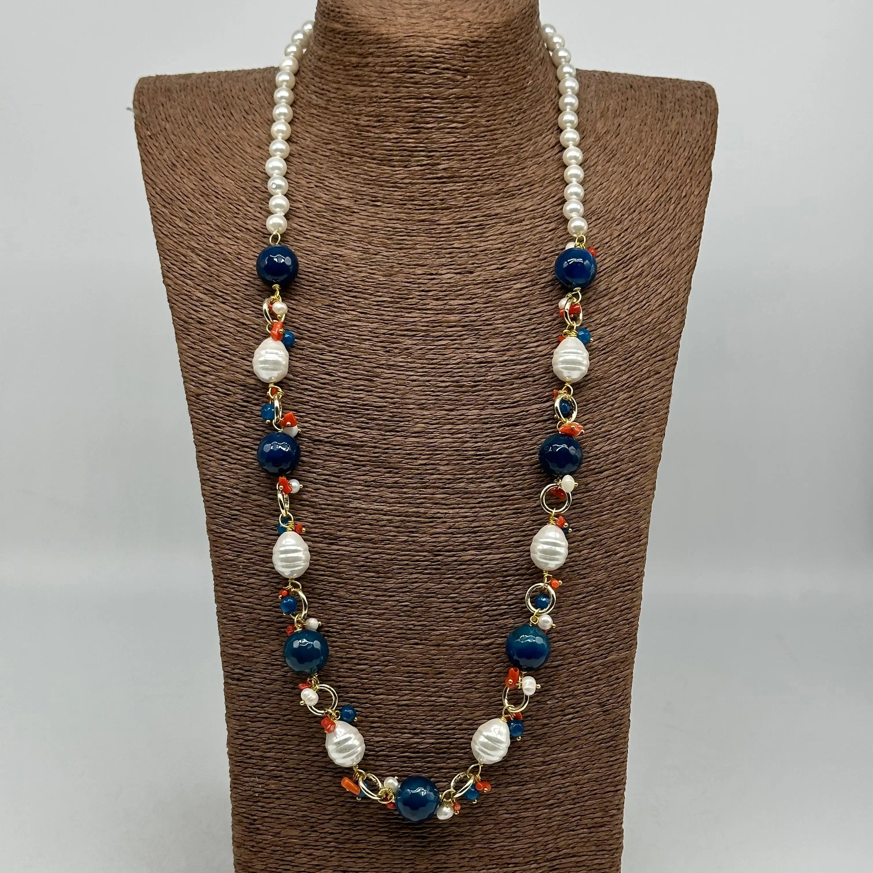 Collana Artigianale Pietre Blu, Corallo e Perle bianche DD CERAMICHE SICILIANE