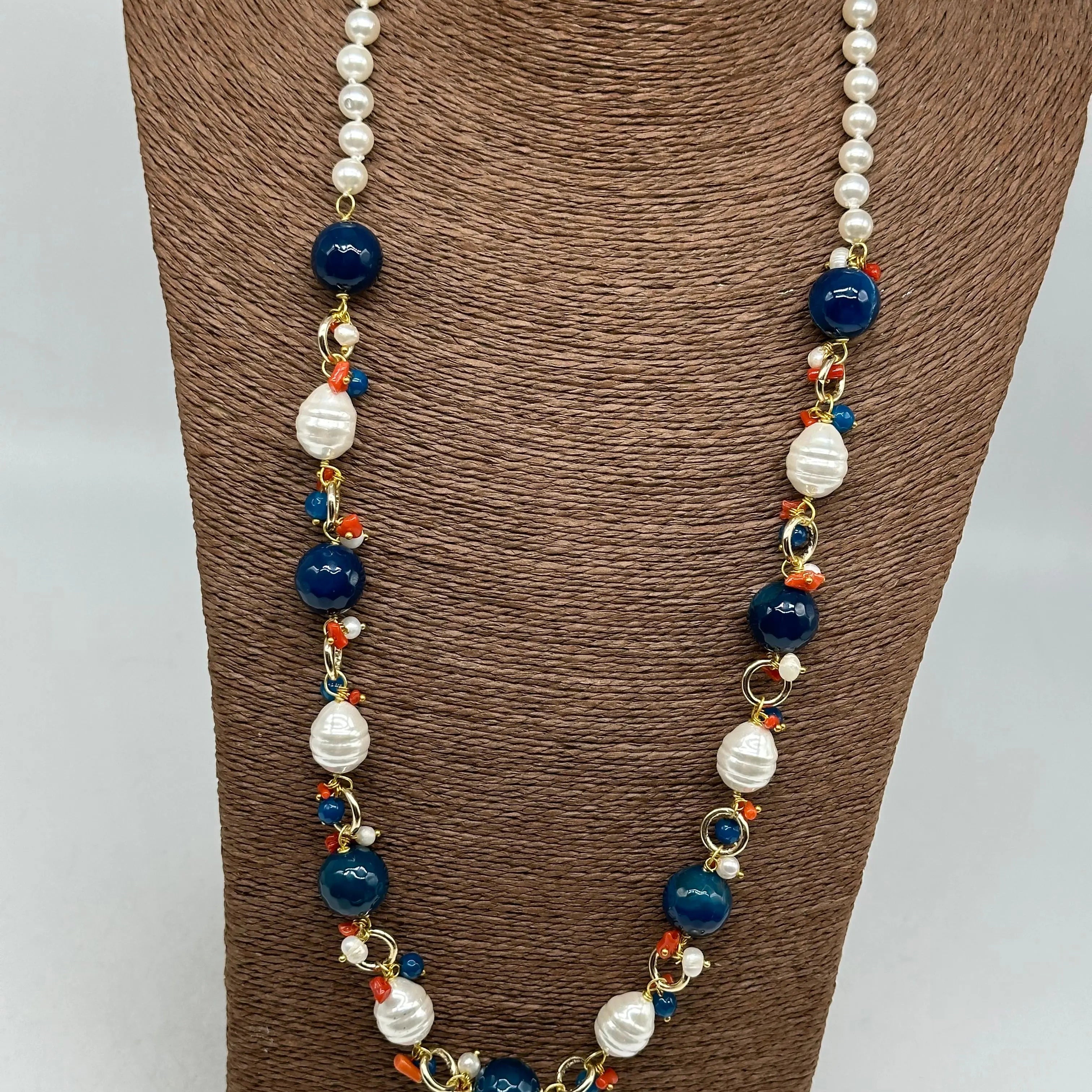 Collana Artigianale Pietre Blu, Corallo e Perle bianche DD CERAMICHE SICILIANE