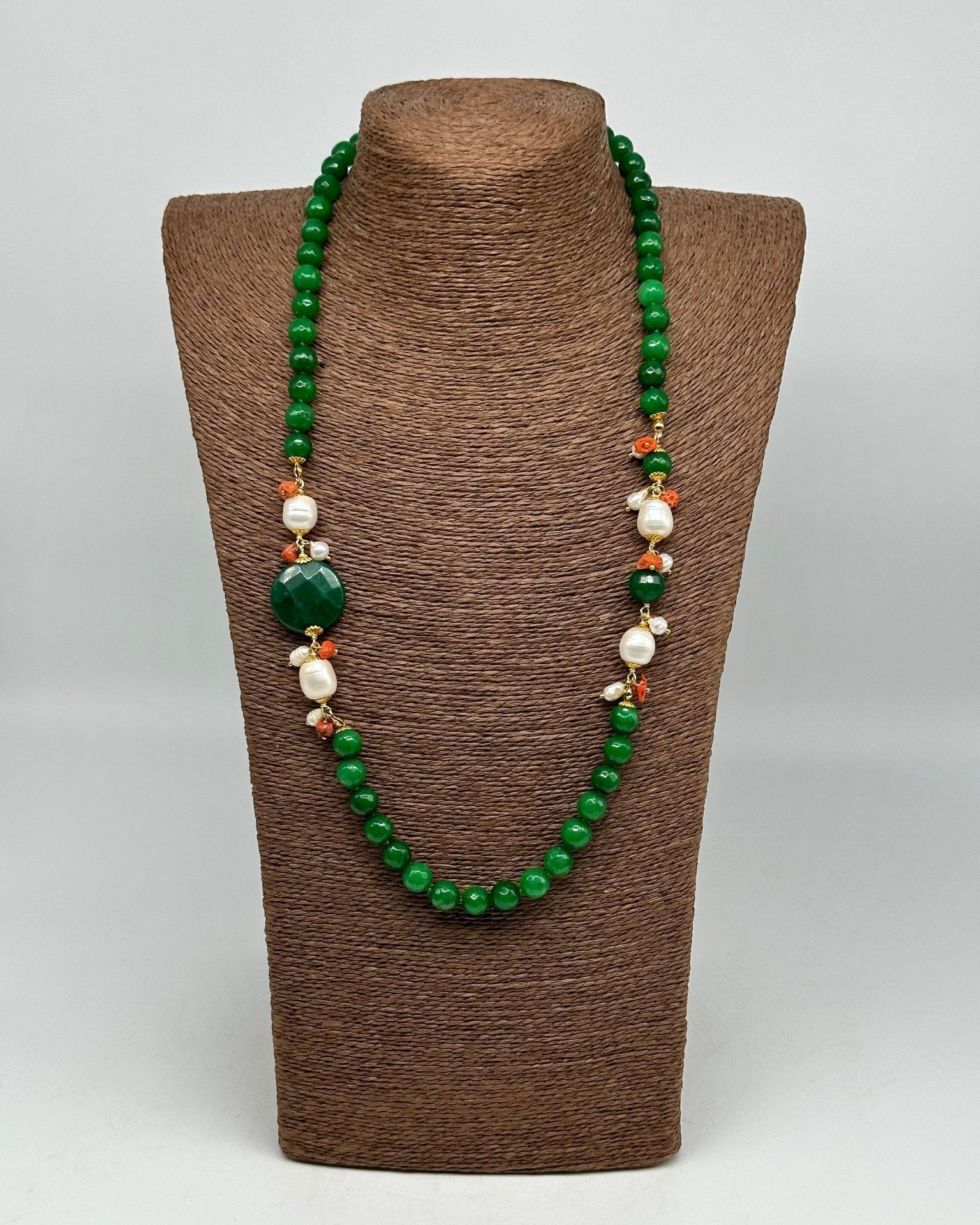 Collana Artigianale Pietre Verde, Corallo e Perle bianche - DD CERAMICHE SICILIANE