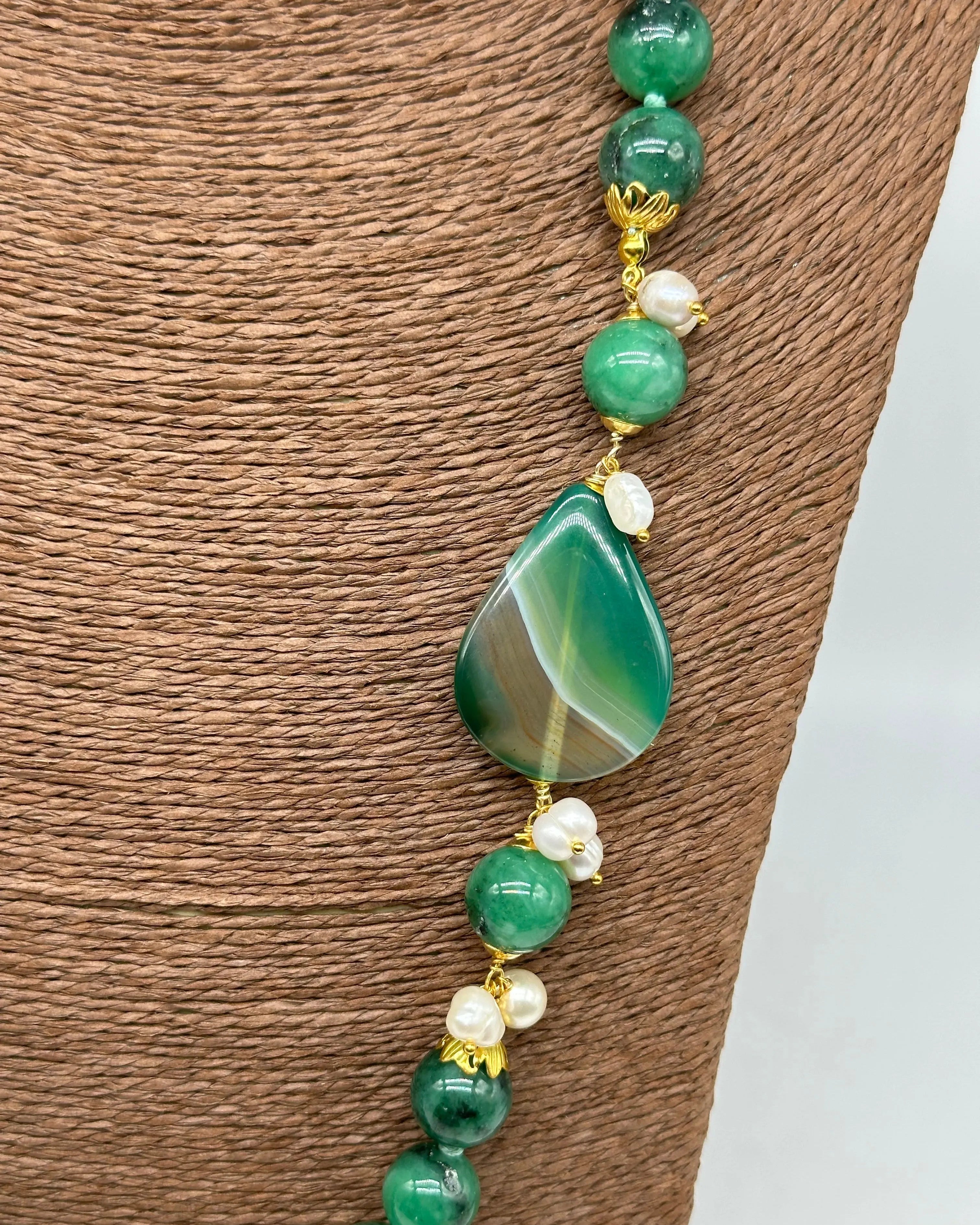 Collana Artigianale Pietre Verde e Perle bianche V.5 DD CERAMICHE SICILIANE