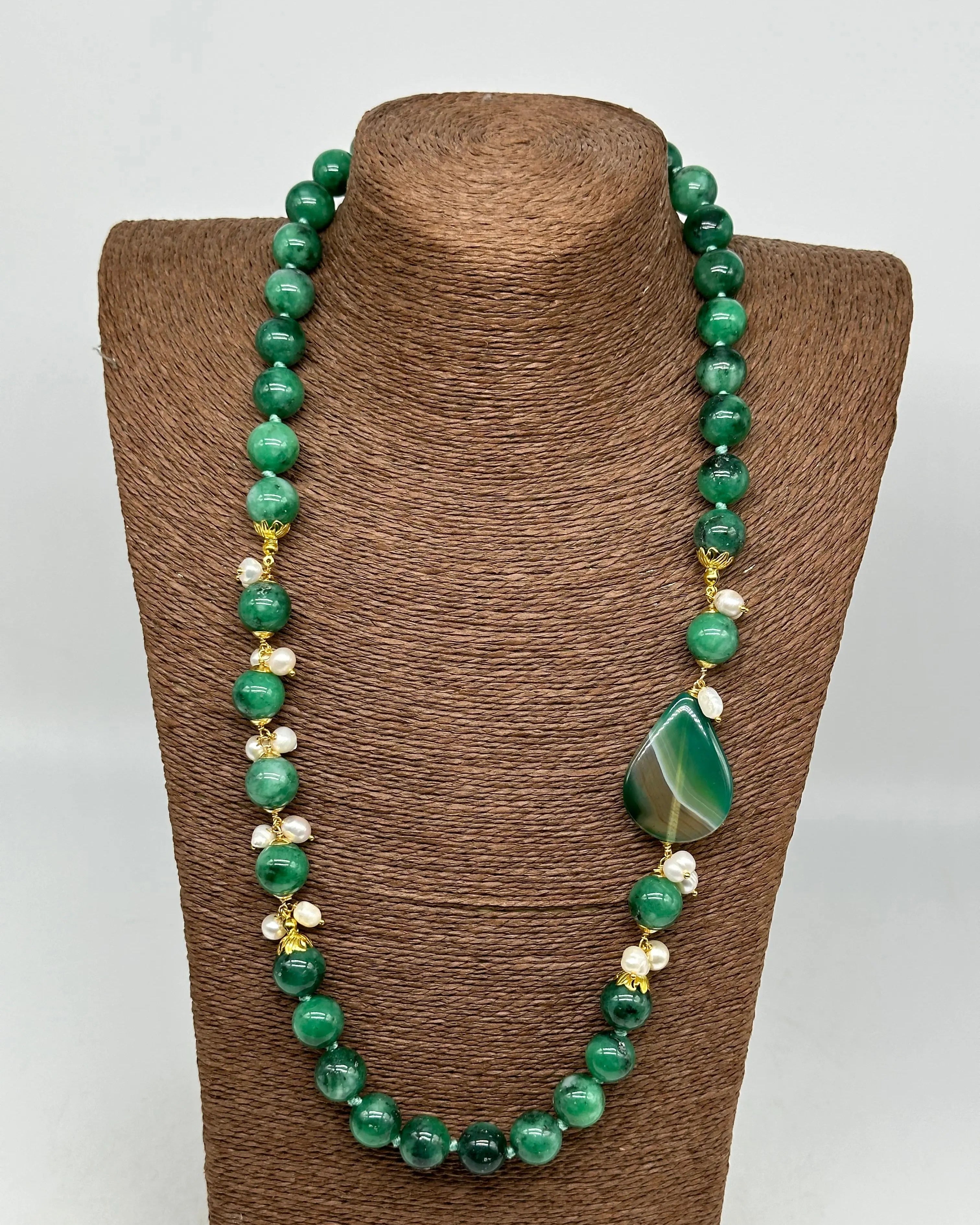 Collana Artigianale Pietre Verde e Perle bianche V.5 DD CERAMICHE SICILIANE