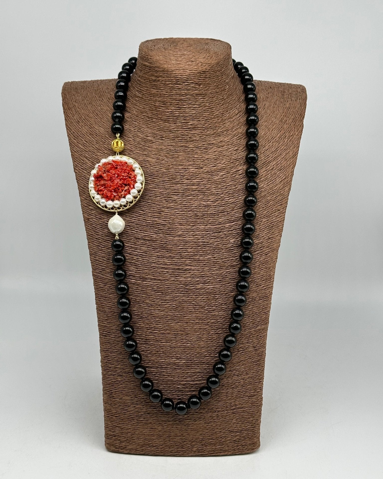 Collana Ceramica di Caltagirone Medaglione Corallo e Perle - DD CERAMICHE SICILIANE