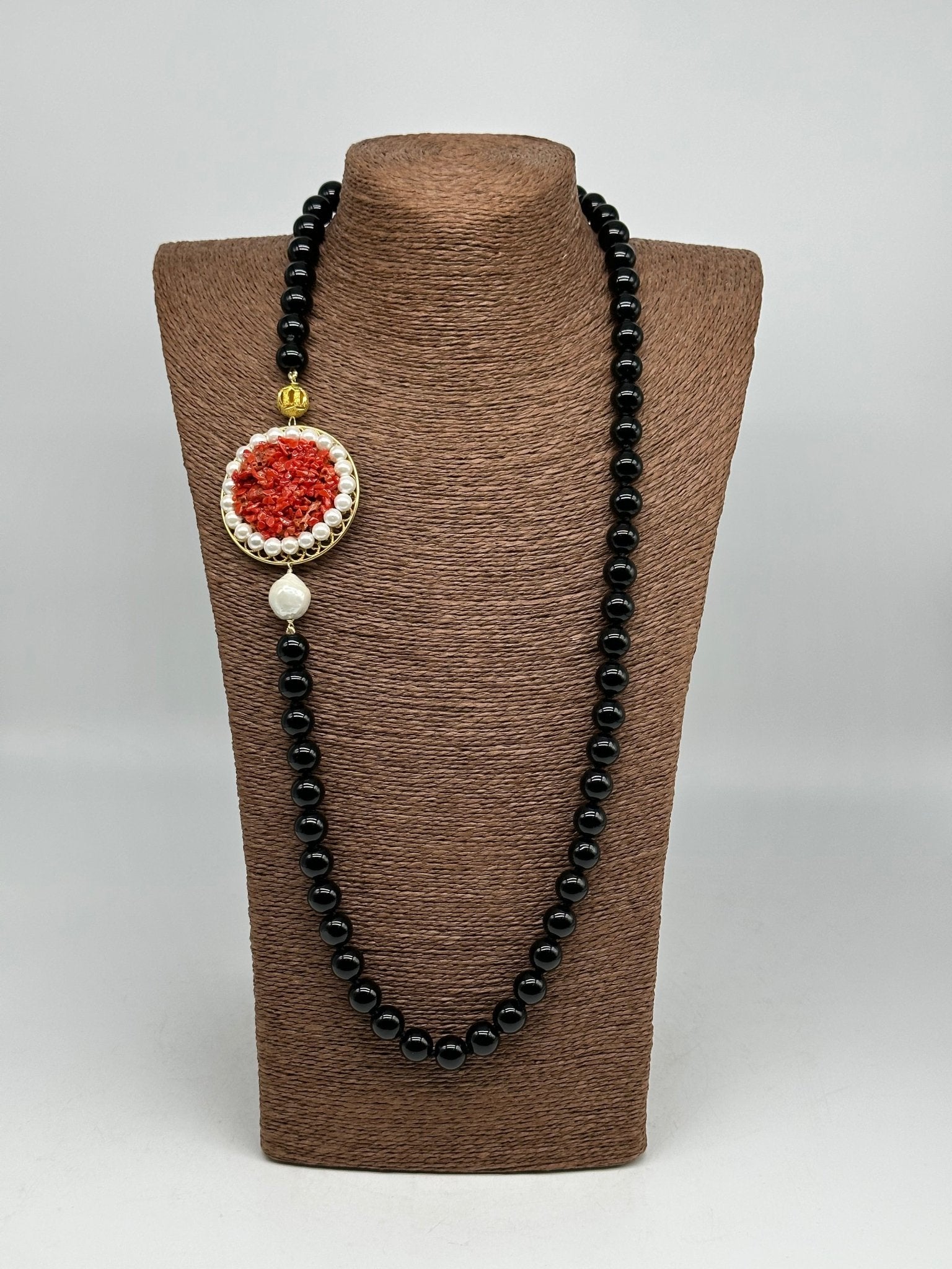 Collana Ceramica di Caltagirone Medaglione Corallo e Perle - DD CERAMICHE SICILIANE