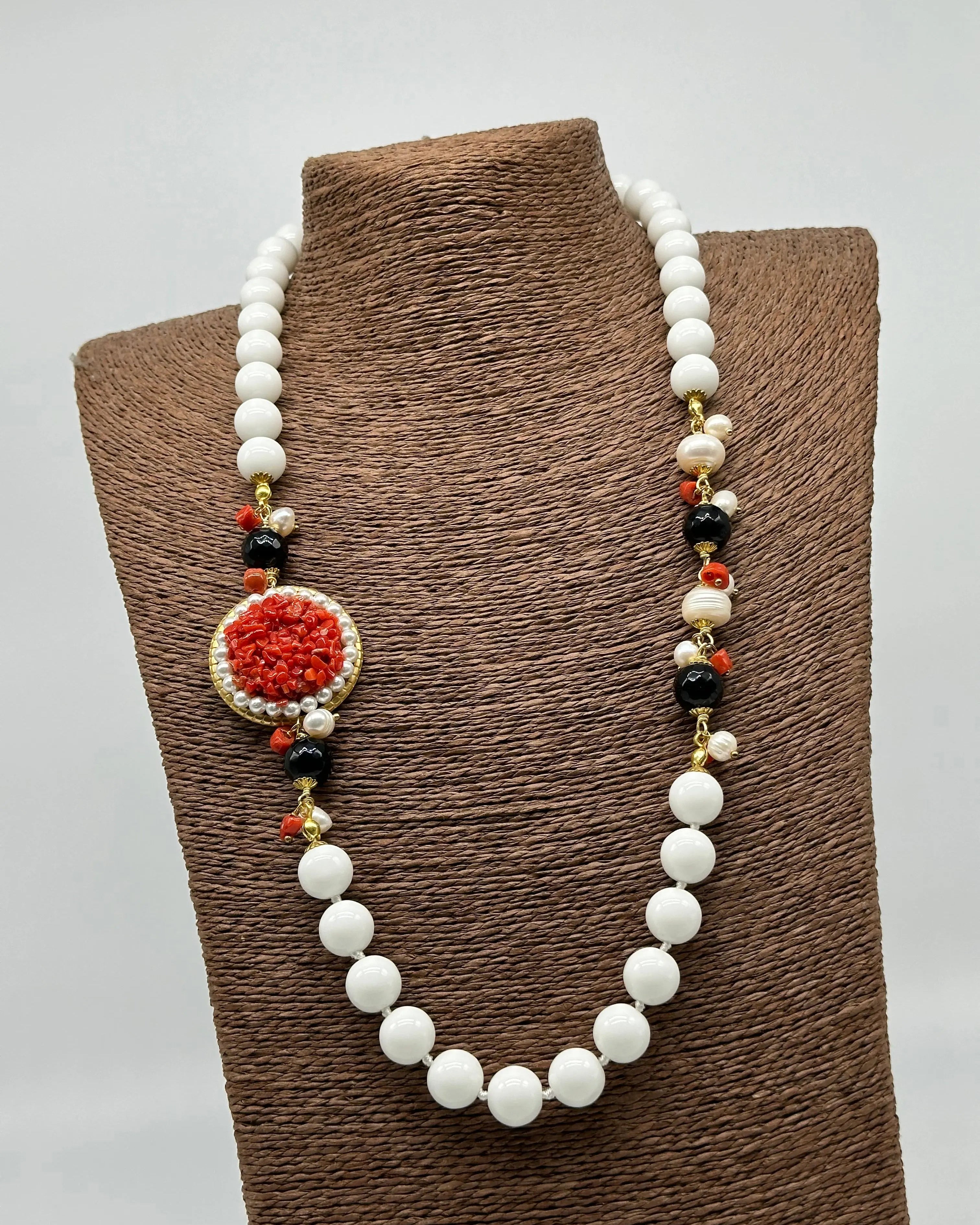 Collana Ceramica di Caltagirone Medaglione Corallo e Perle V.2 DD CERAMICHE SICILIANE