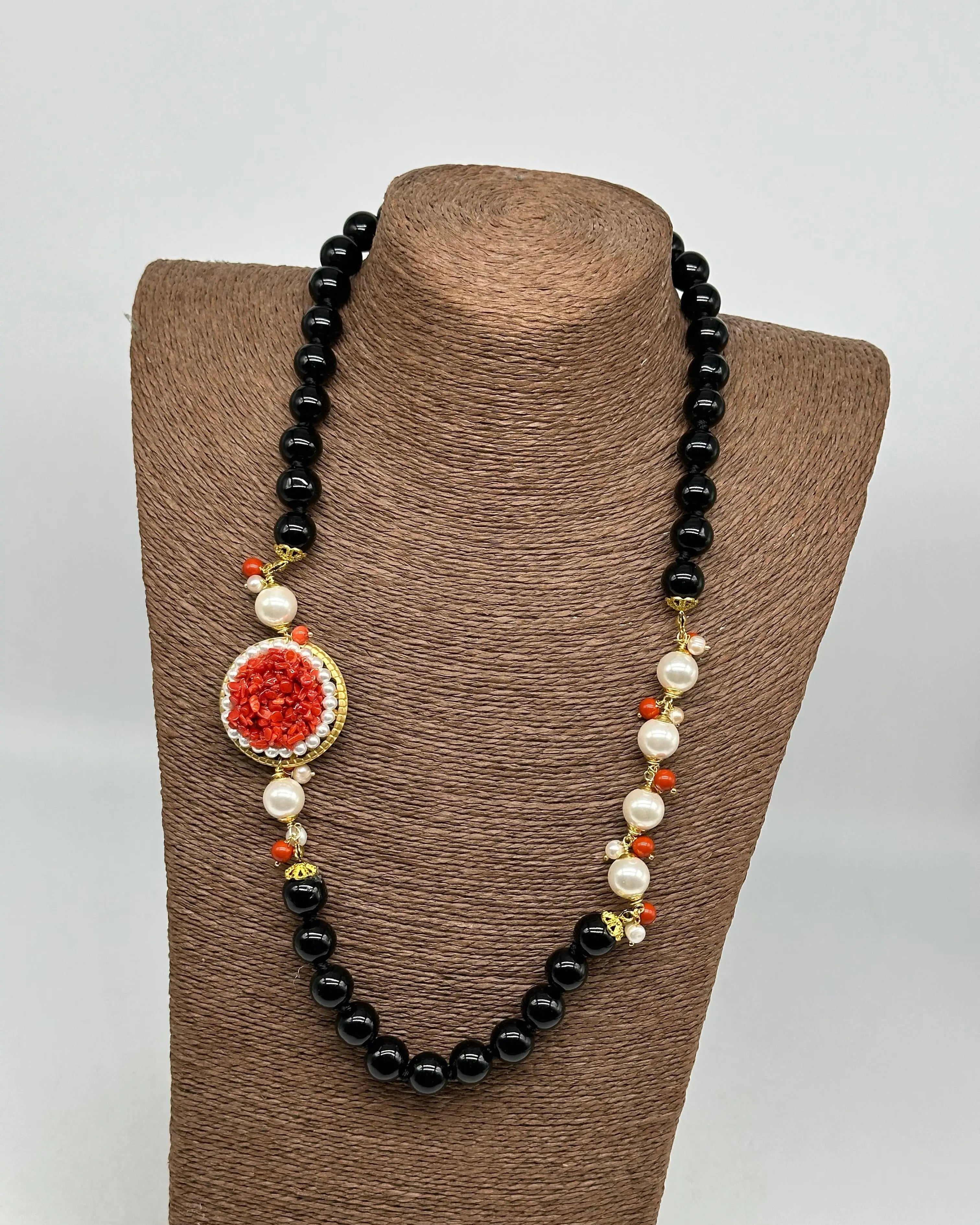 Collana Ceramica di Caltagirone Medaglione Corallo e Perle V.4 DD CERAMICHE SICILIANE