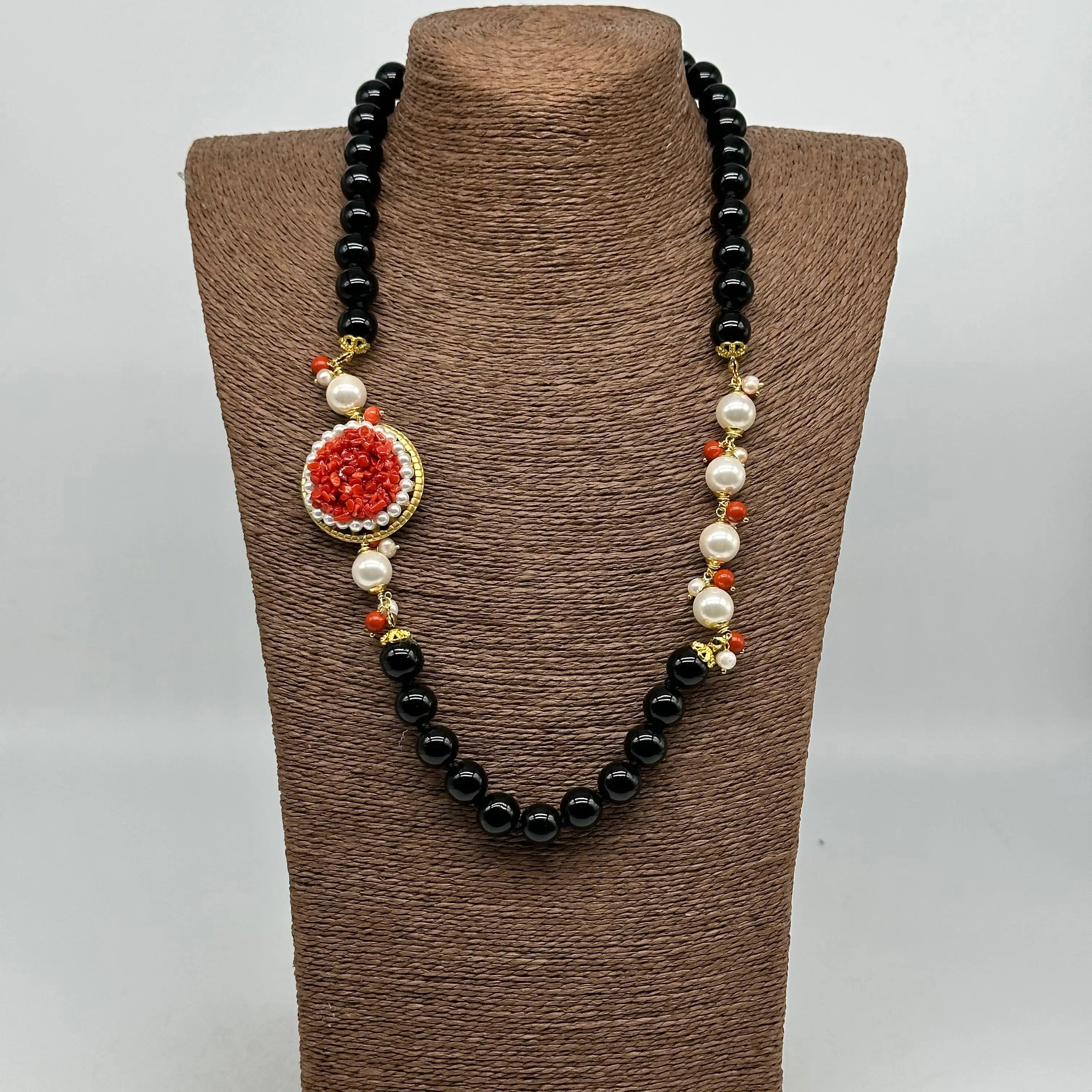 Collana Ceramica di Caltagirone Medaglione Corallo e Perle V.4 DD CERAMICHE SICILIANE