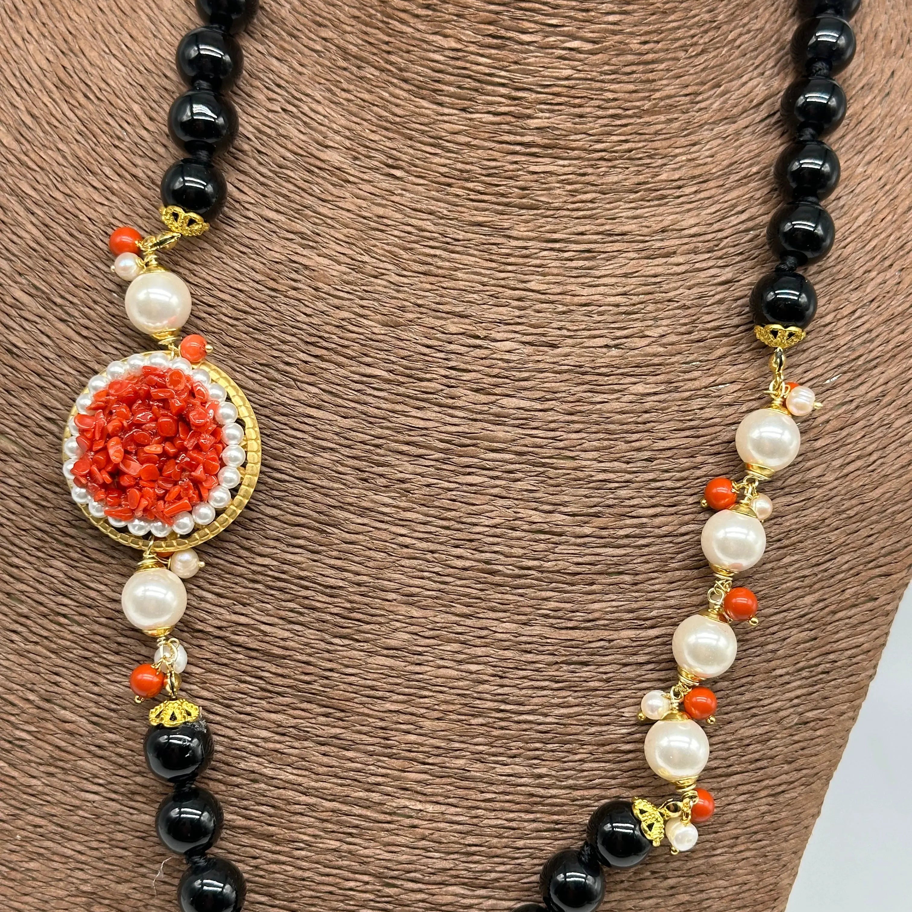 Collana Ceramica di Caltagirone Medaglione Corallo e Perle V.4 DD CERAMICHE SICILIANE