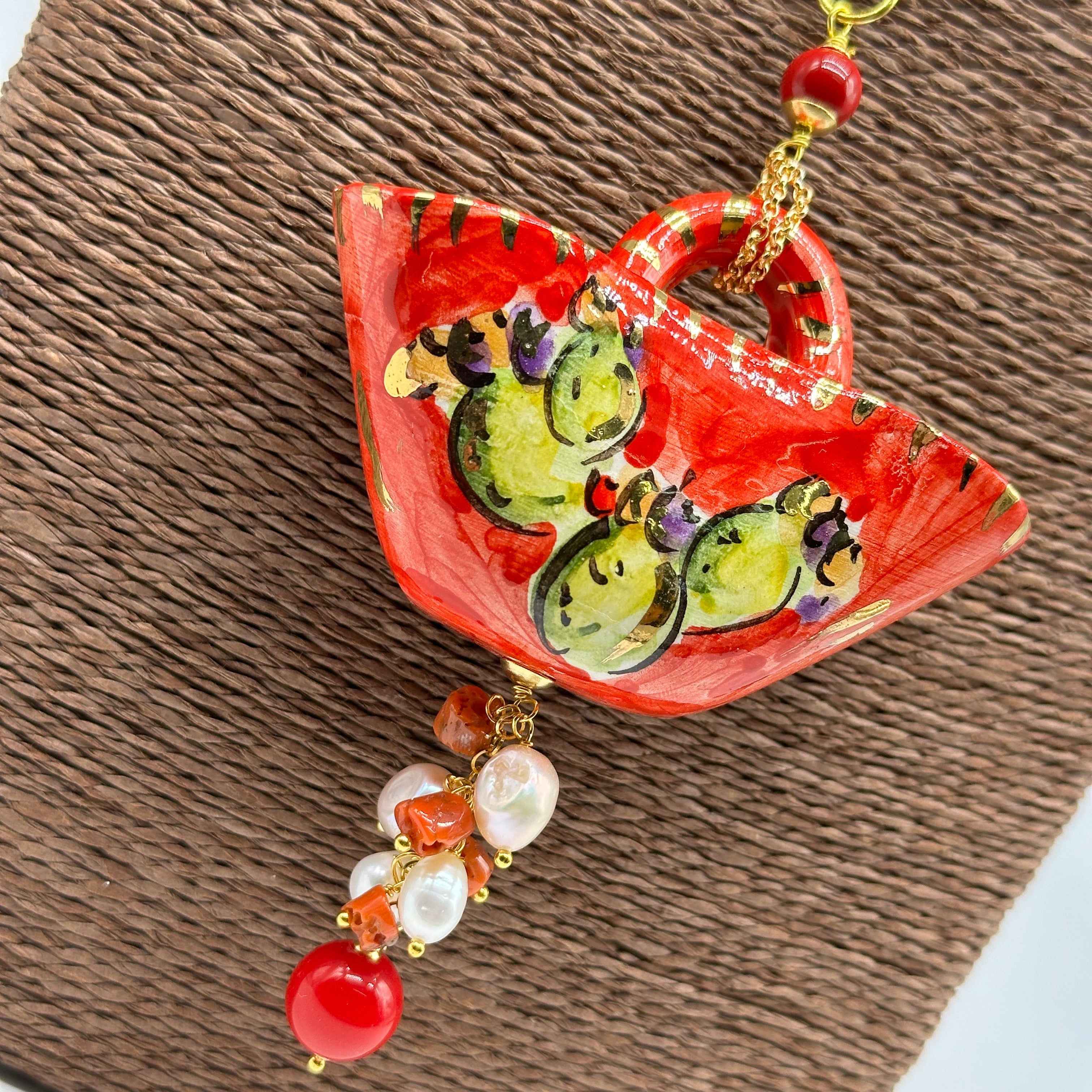 Collana Coffa Siciliana decorata Pale Fichi d’India Ceramica di Caltagirone BIJOUX