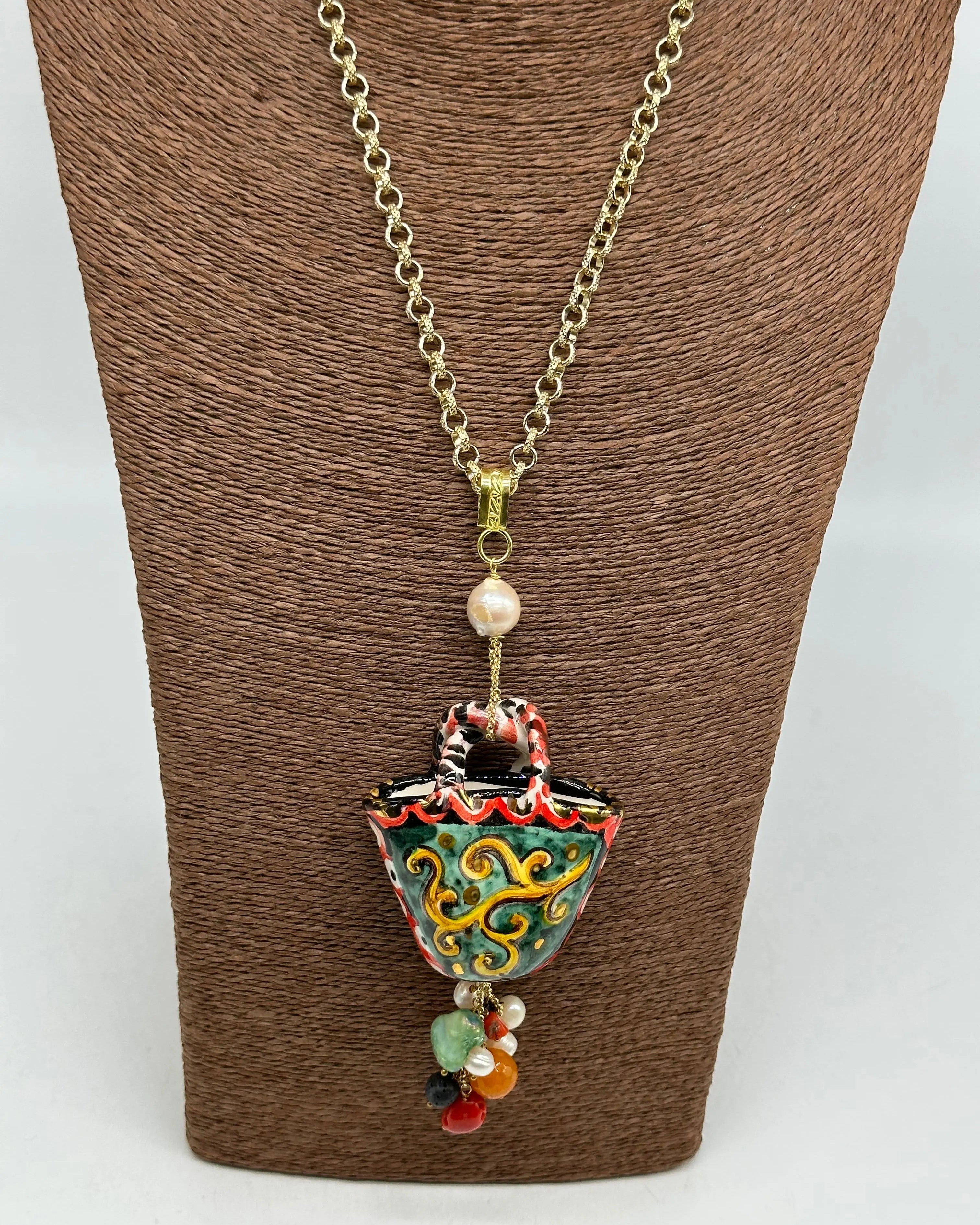 Collana Coffa Siciliana decorata Vulcano Etna Ceramica di Caltagirone DD CERAMICHE SICILIANE