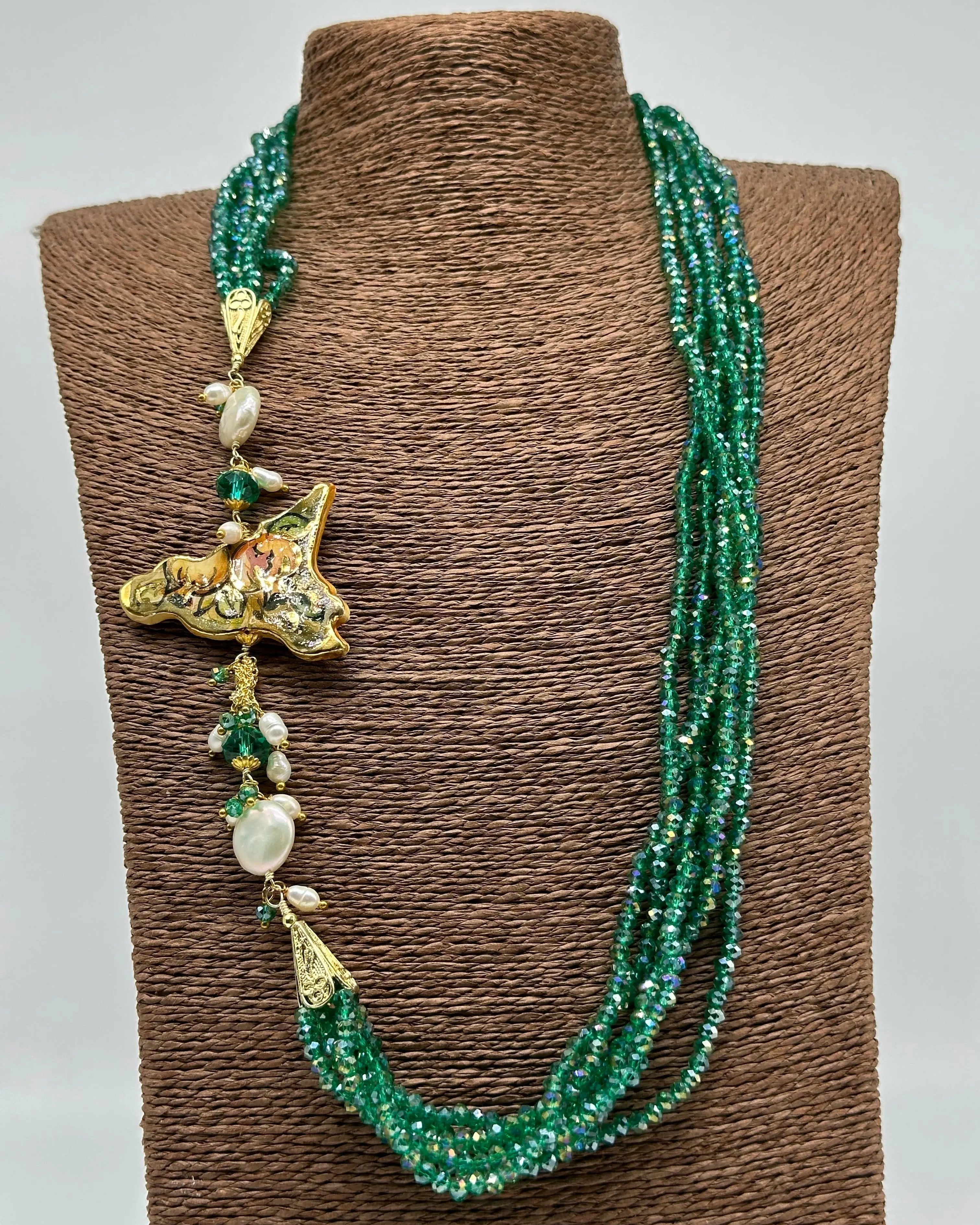 Collana multifilo di Pietre Verde, ciondolo Sicilia, perle e pietre DD CERAMICHE SICILIANE
