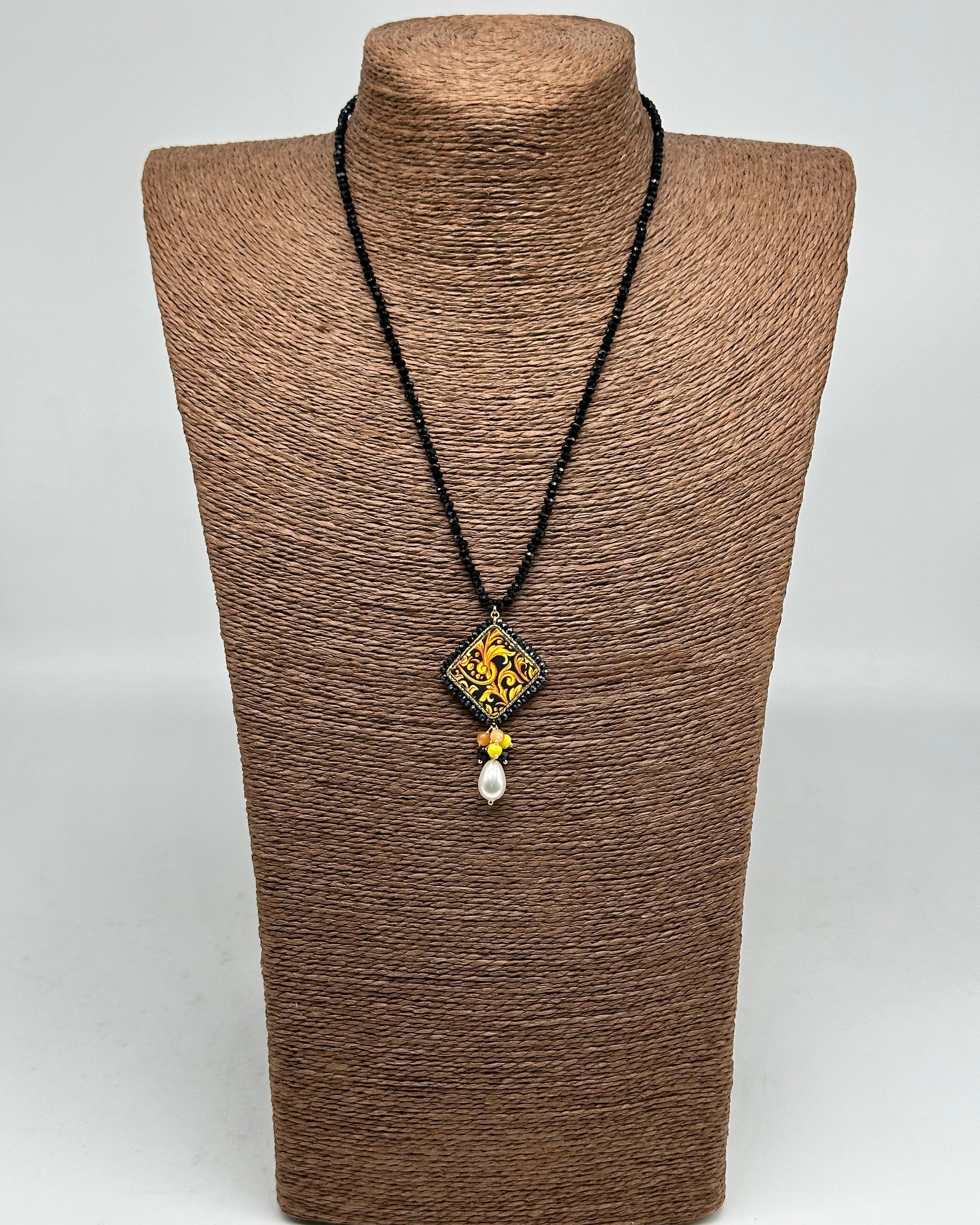 Collana Piastrella Ceramica Caltagirone Decoro Barocco catena perline nere V.2 - COLLANA