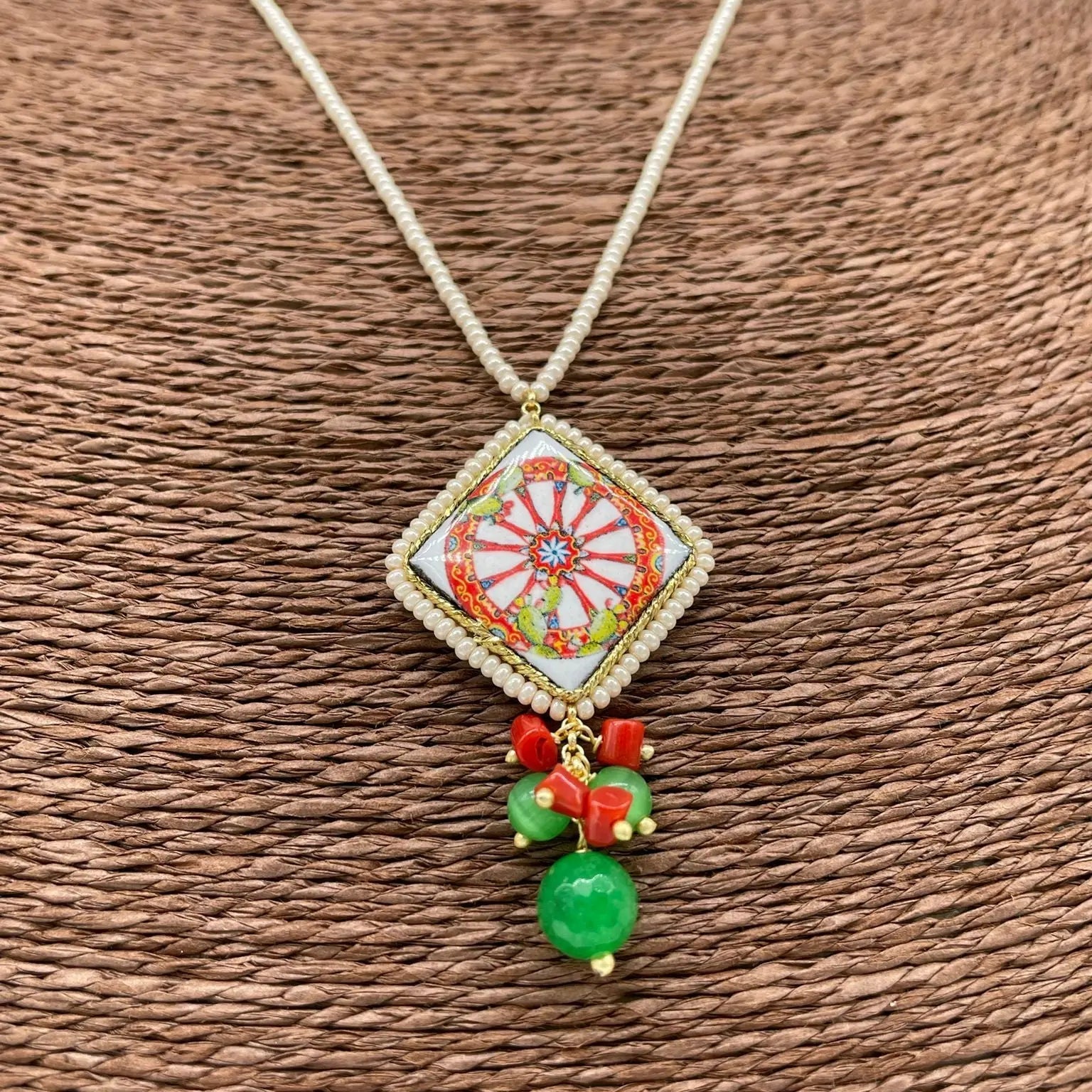 Collana Piastrella Ceramica Caltagirone, Ruota Carretto, pietre, corallo, catena perle - DD CERAMICHE SICILIANE