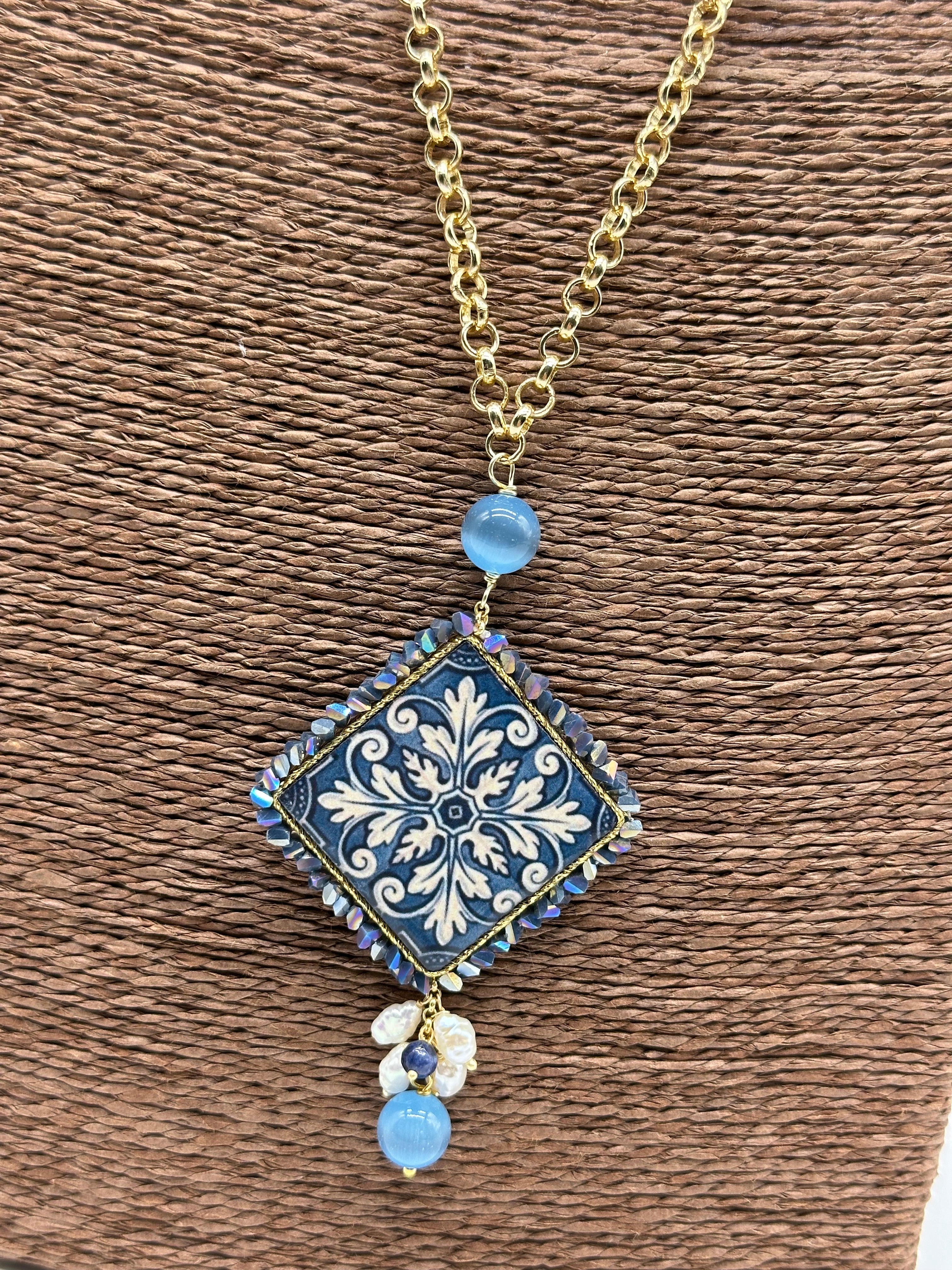 Collana Piastrella Ceramica di Caltagirone catena dorata con pietre V.3 - COLLANA