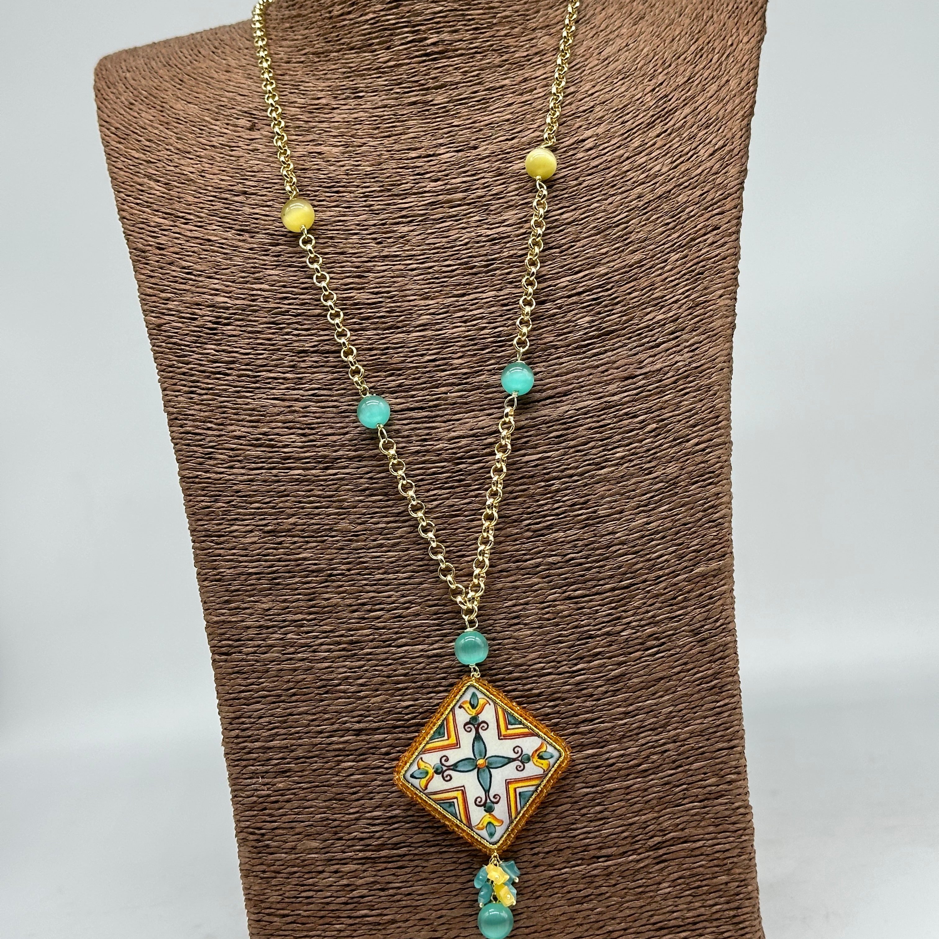 Collana Piastrella Ceramica di Caltagirone catena dorata con pietre V.5 - COLLANA
