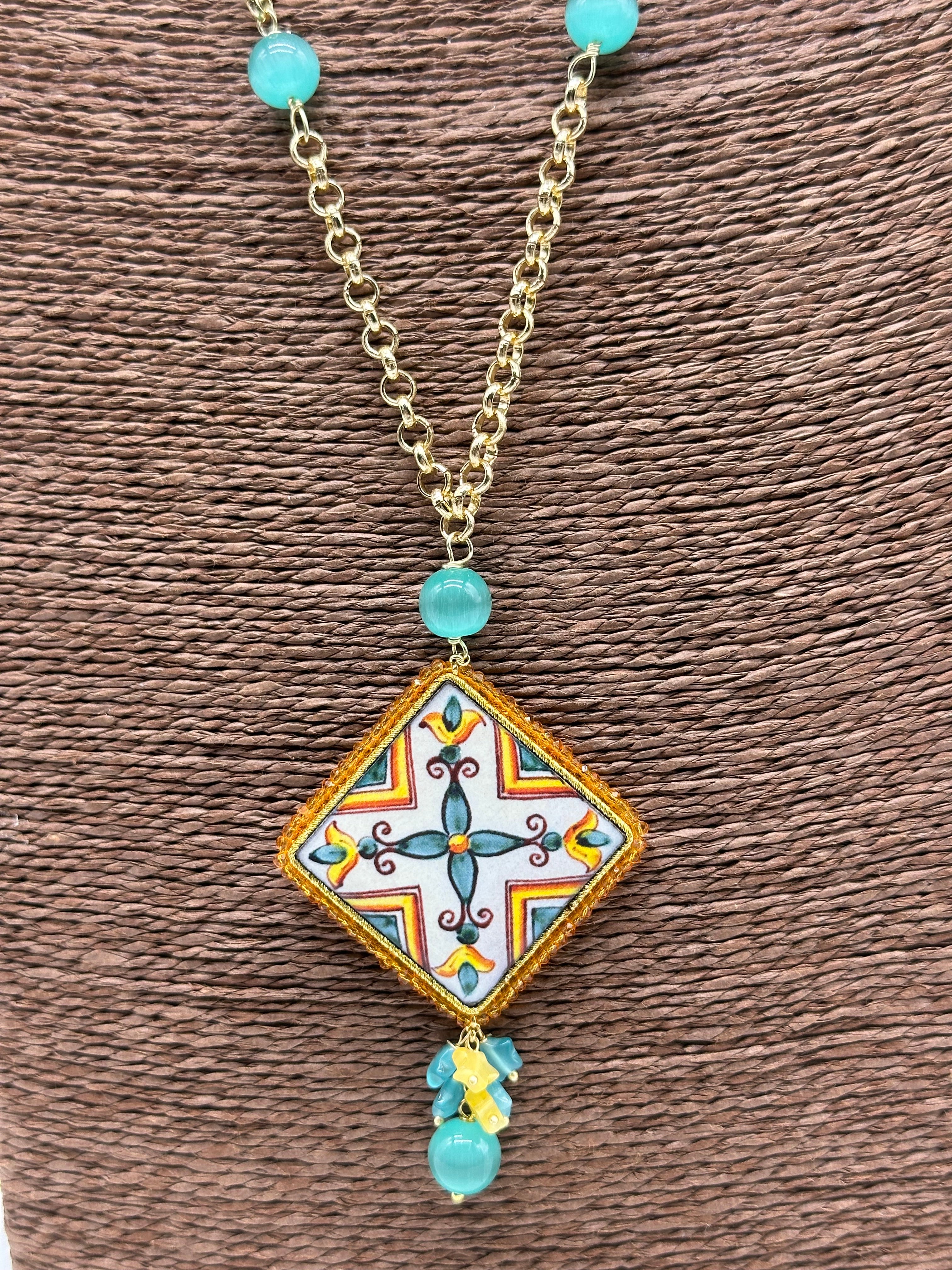 Collana Piastrella Ceramica di Caltagirone catena dorata con pietre V.5 - COLLANA