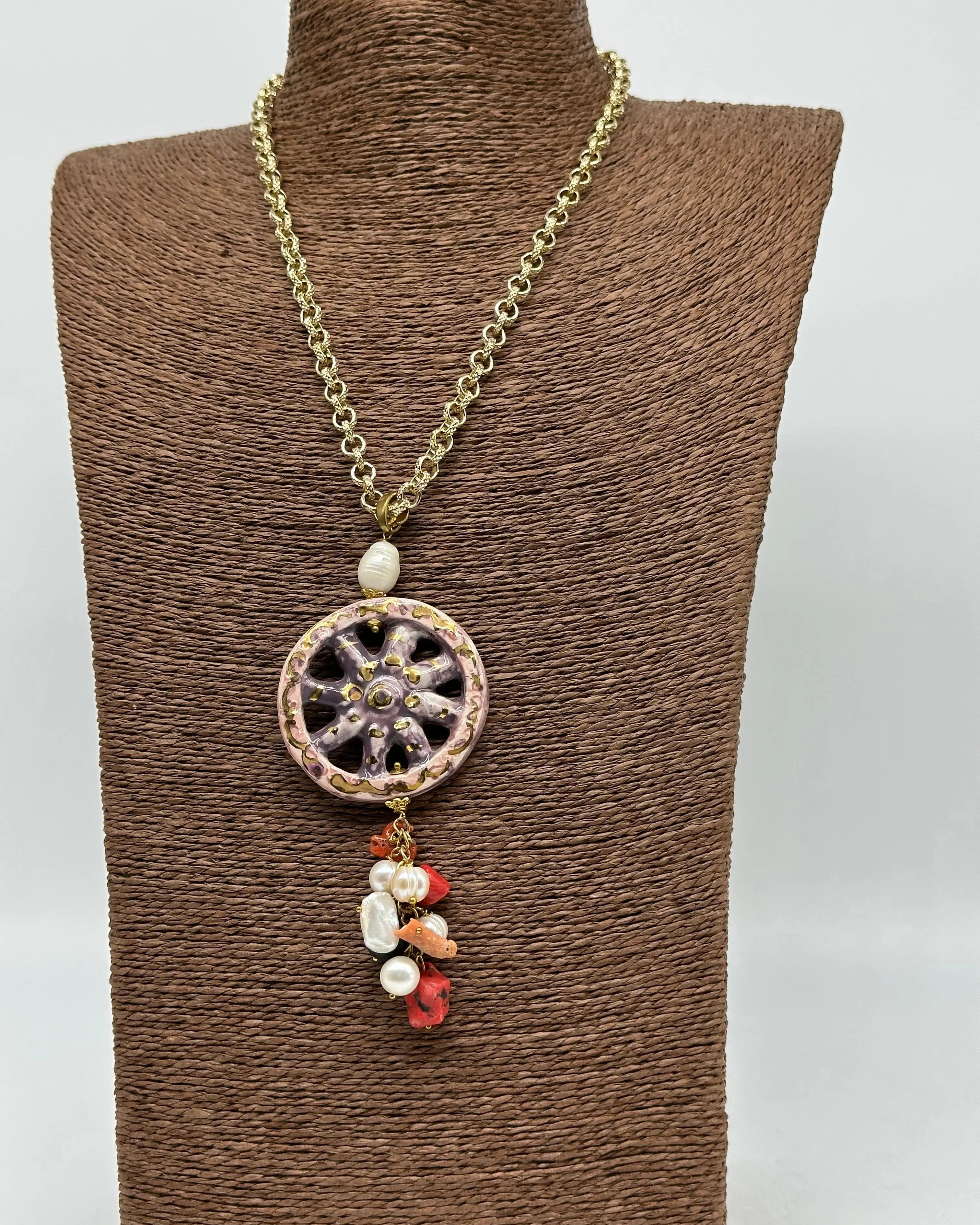 Collana Ruota Carretto decorata Rosa Ceramica di Caltagirone DD CERAMICHE SICILIANE