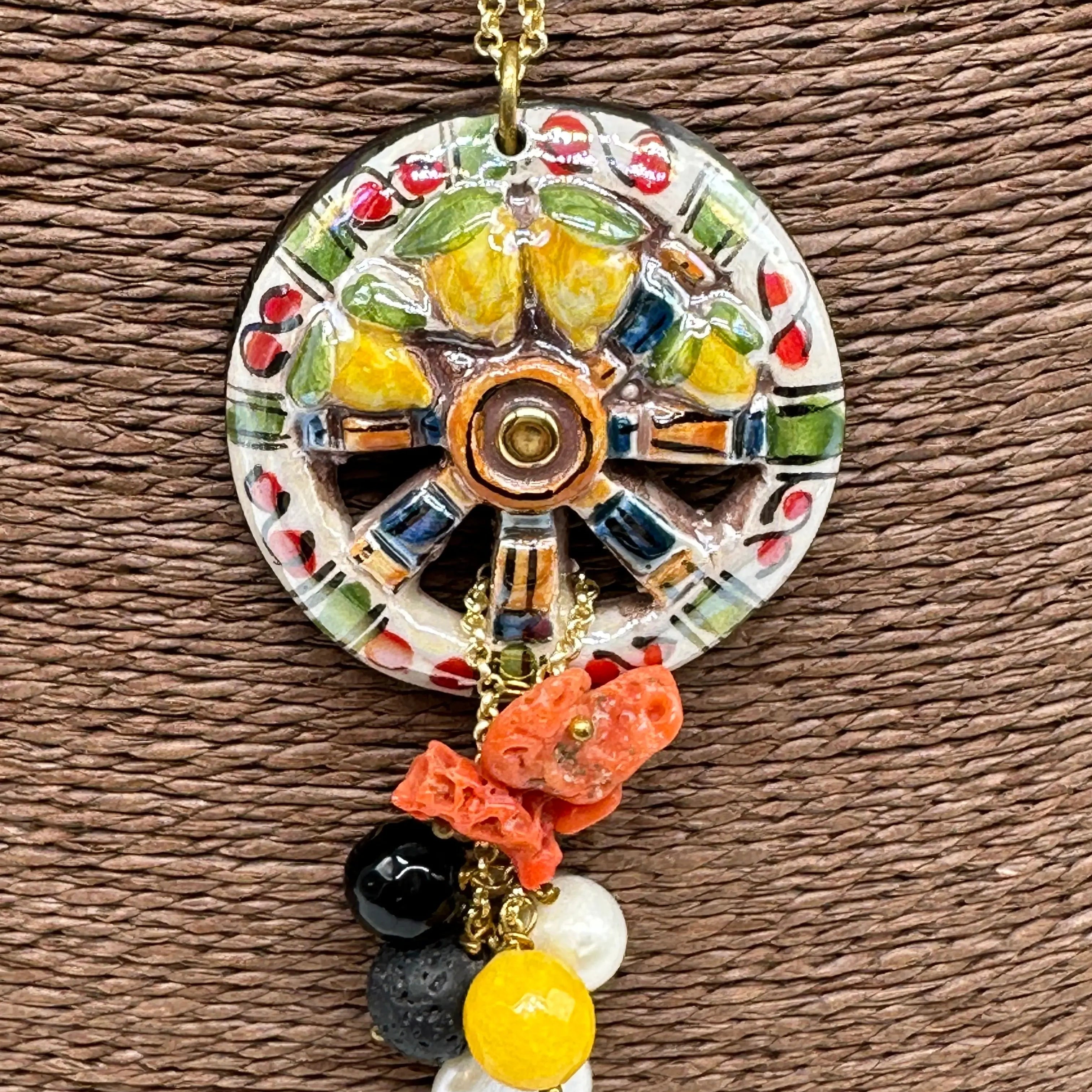 Collana Ruota Carretto e Limoni decorata Ceramica di Caltagirone DD CERAMICHE SICILIANE
