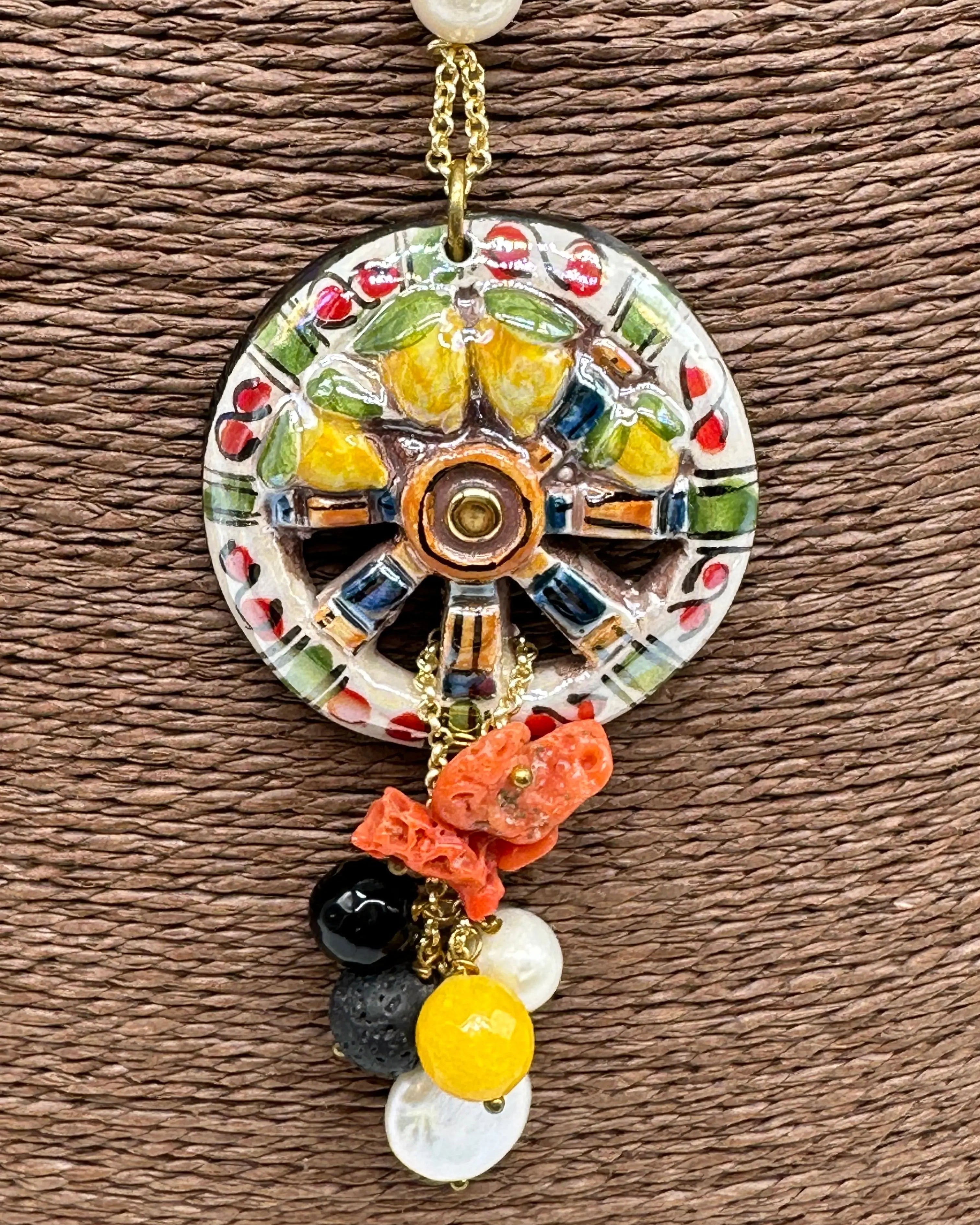 Collana Ruota Carretto e Limoni decorata Ceramica di Caltagirone DD CERAMICHE SICILIANE