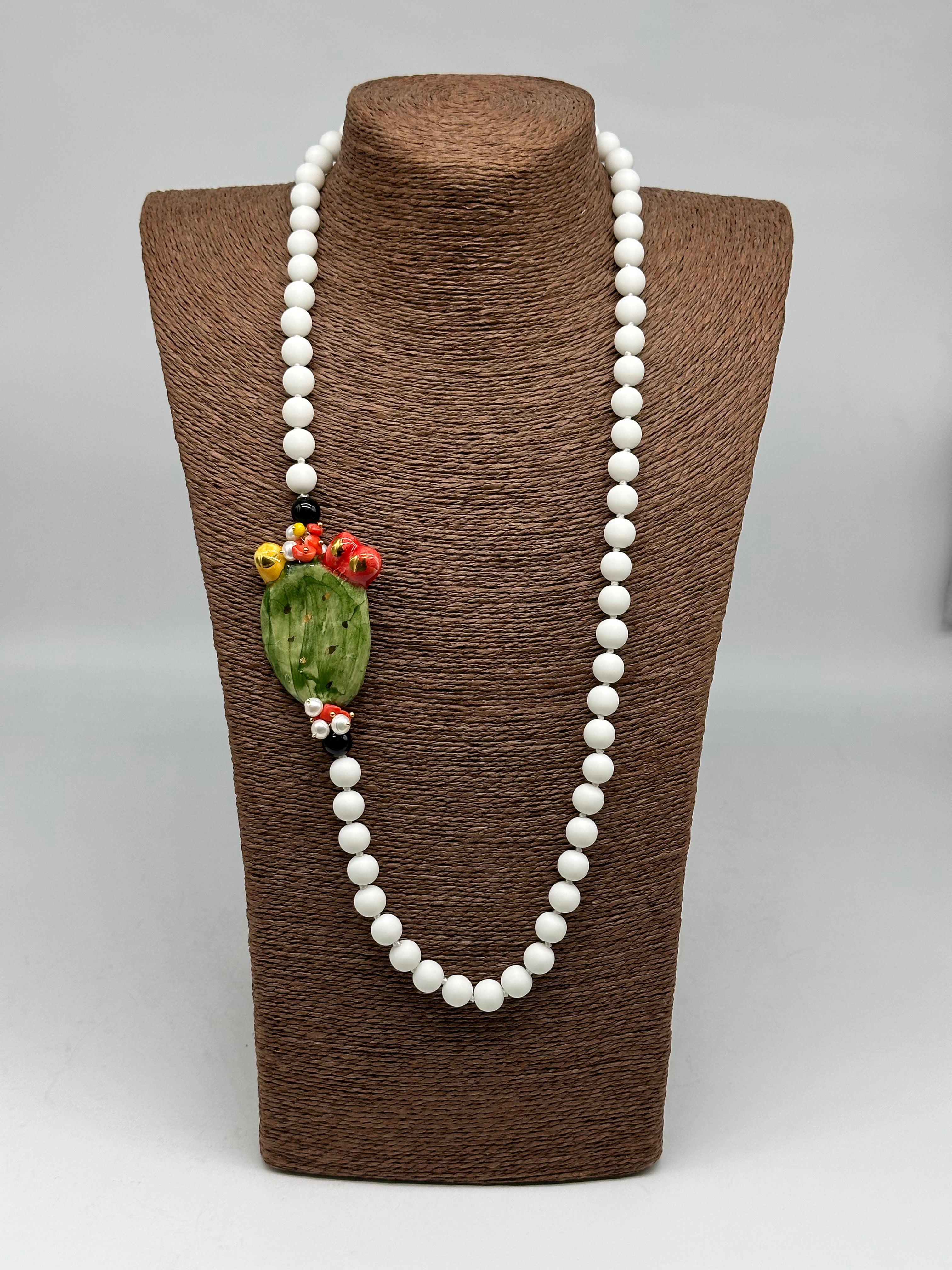 Collana Siciliana Fico d’India in Ceramica di Caltagirone catena pietre bianche - BIJOUX