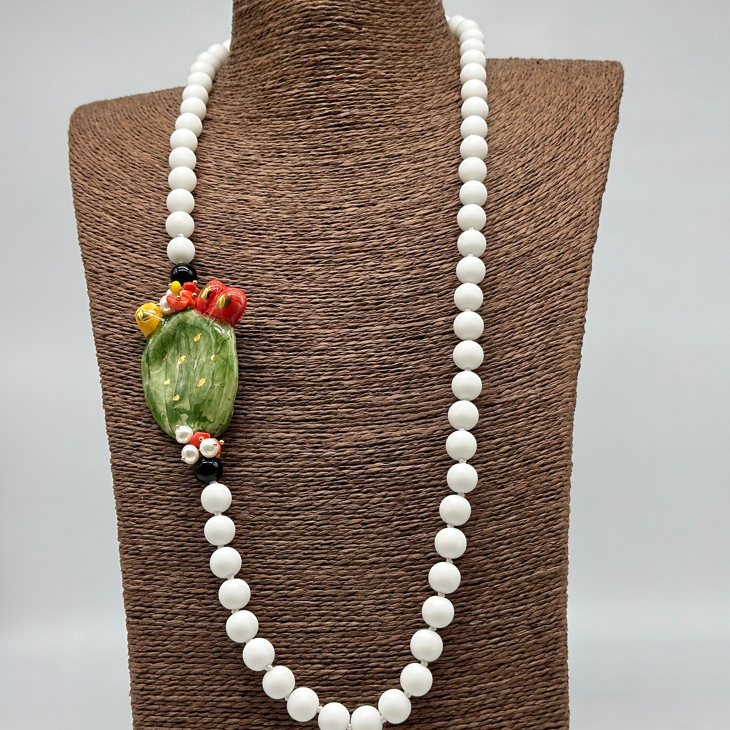 Collana Siciliana Fico d’India in Ceramica di Caltagirone catena pietre bianche - BIJOUX