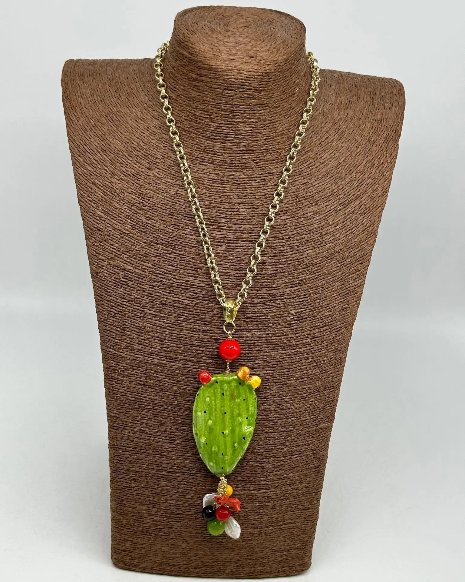 Collana Siciliana Fico d'India in Ceramica di Caltagirone, pietre, corallo, catena dorata - DD CERAMICHE SICILIANE