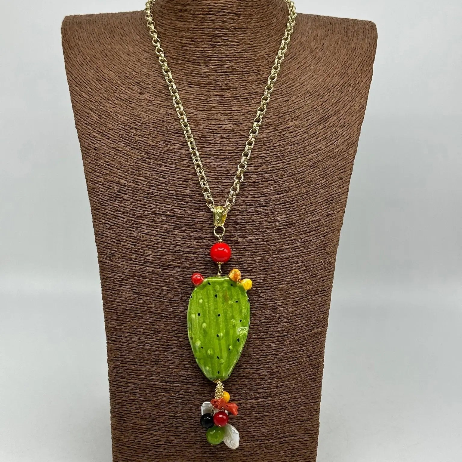 Collana Siciliana Fico d'India in Ceramica di Caltagirone, pietre, corallo, catena dorata - DD CERAMICHE SICILIANE