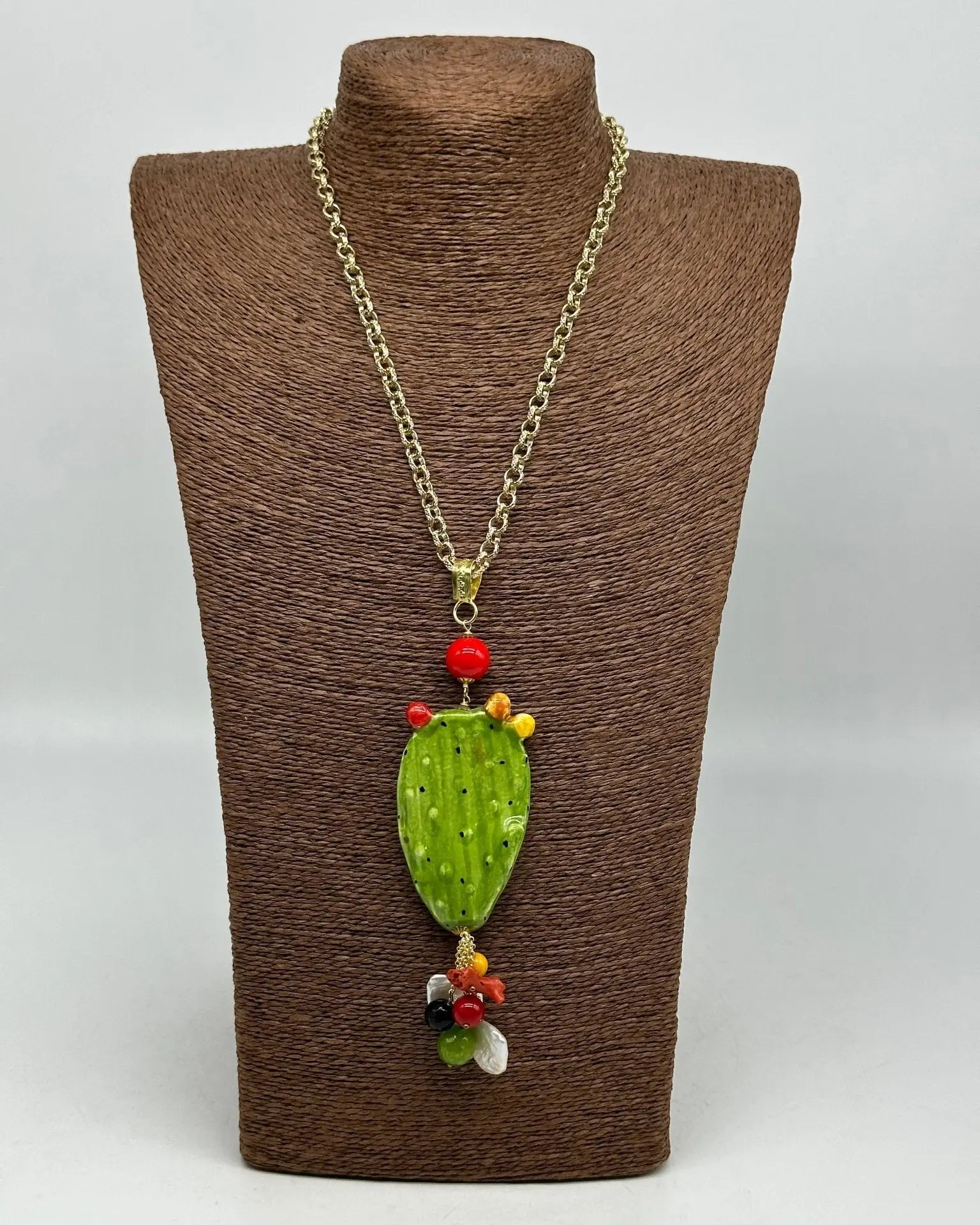 Collana Siciliana Fico d'India in Ceramica di Caltagirone, pietre, corallo, catena dorata - DD CERAMICHE SICILIANE