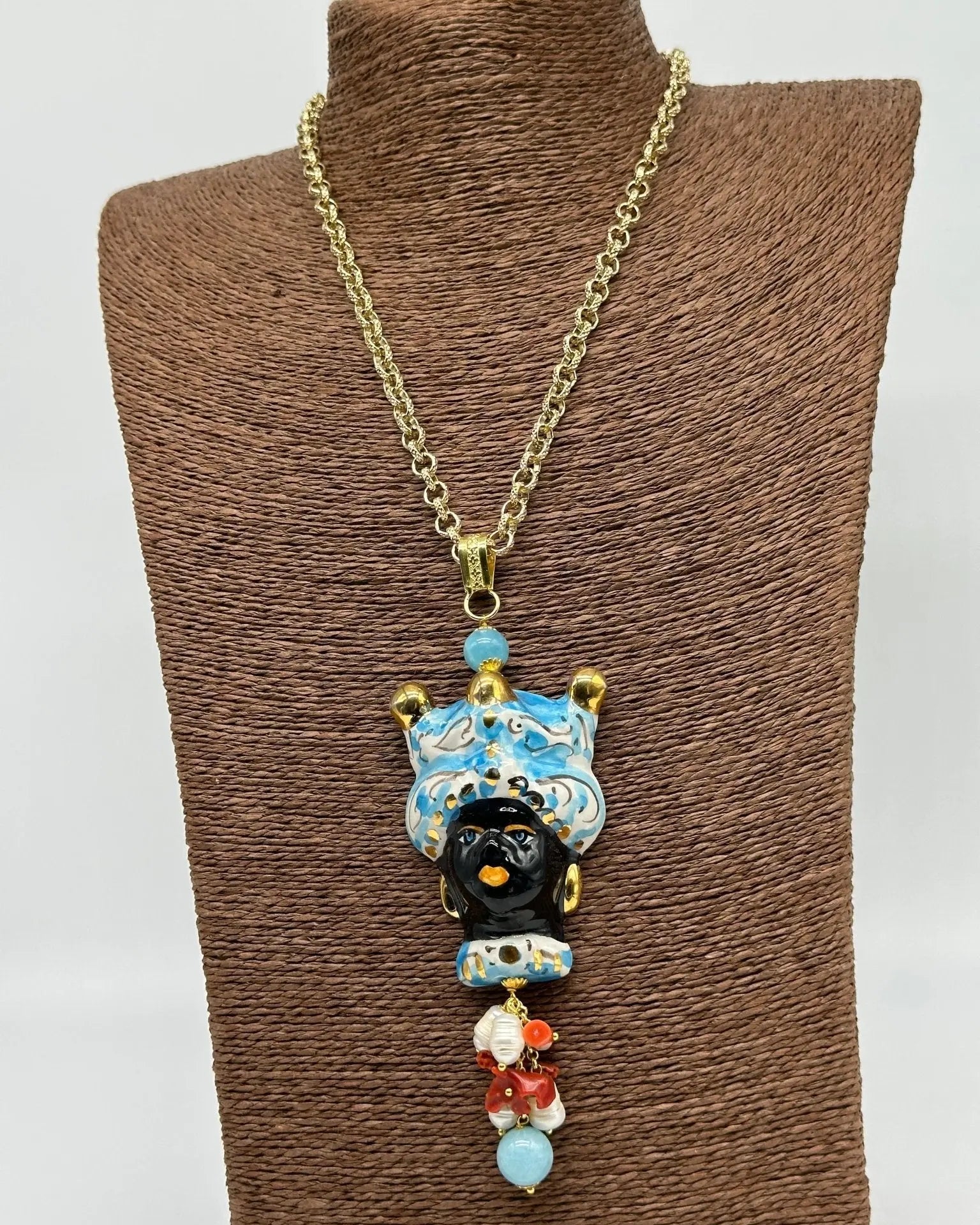 Collana Siciliana Testa di Moro Ceramica di Caltagirone Turbante Celeste Decorato Sfere Oro - COLLANA