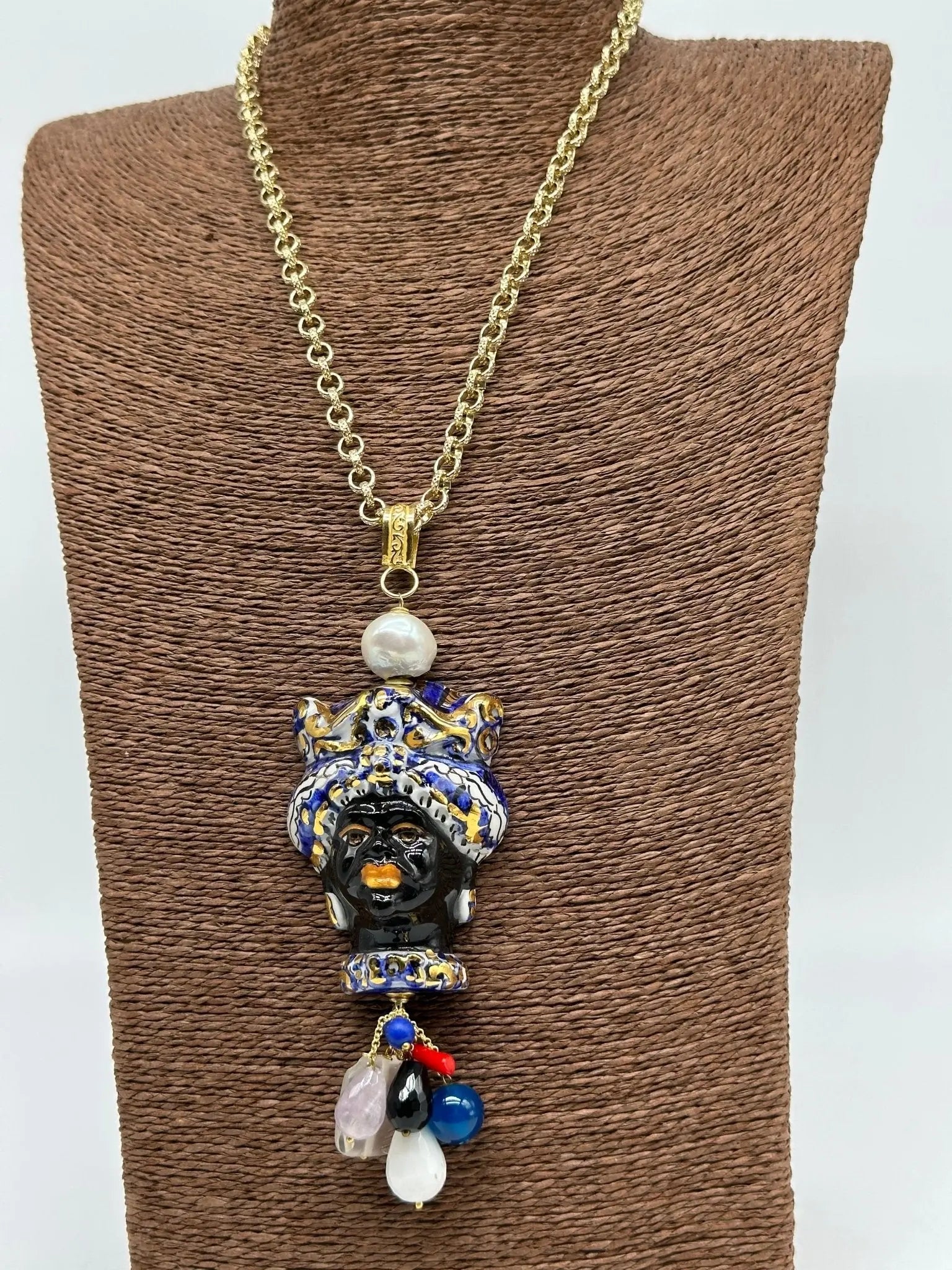 Collana Siciliana Testa di Moro Ceramica di Caltagirone Turbante Blu Decorato dettagli Oro - COLLANA