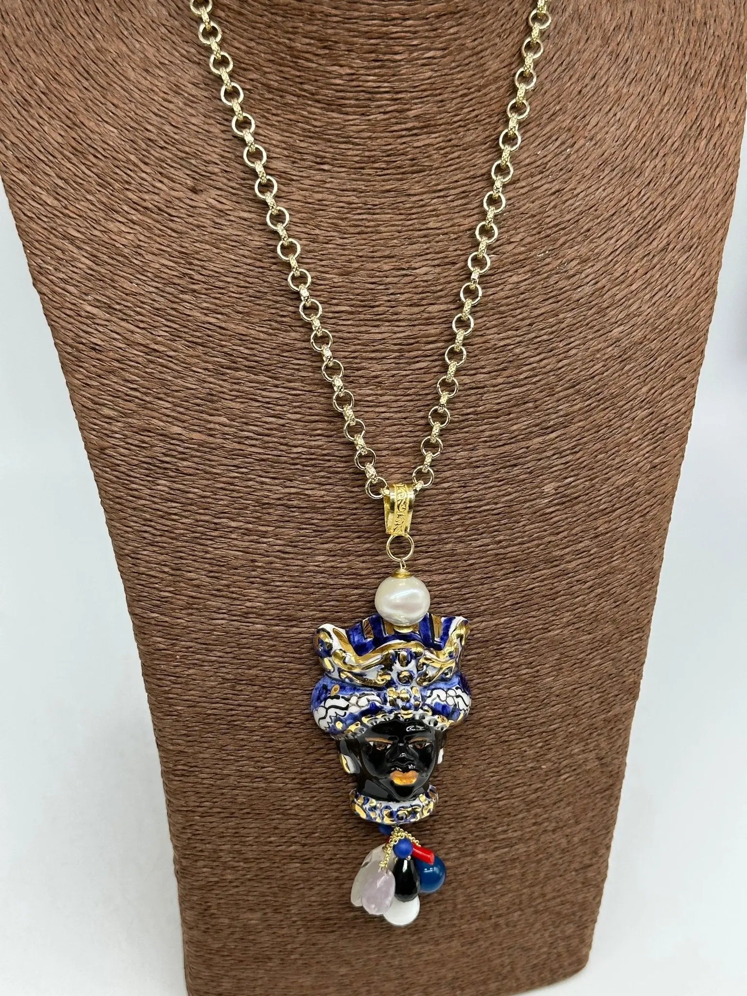 Collana Siciliana Testa di Moro Ceramica di Caltagirone Turbante Blu Decorato dettagli Oro - COLLANA