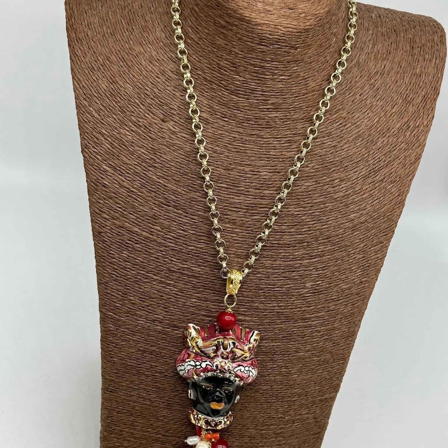 Collana Siciliana Testa di Moro Ceramica di Caltagirone Turbante Bordeaux Decorato dettagli Oro - COLLANA