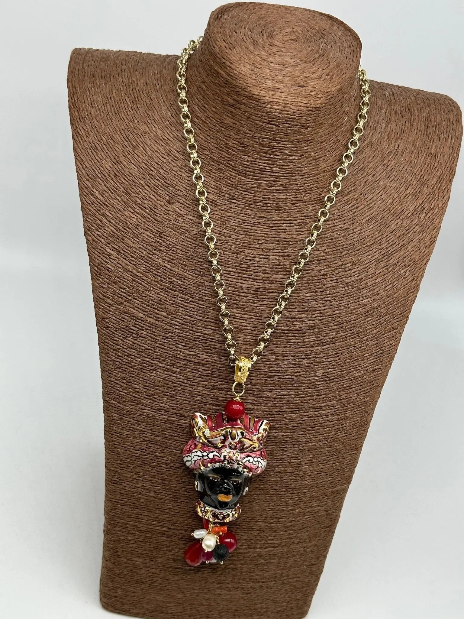 Collana Siciliana Testa di Moro Ceramica di Caltagirone Turbante Bordeaux Decorato dettagli Oro - COLLANA