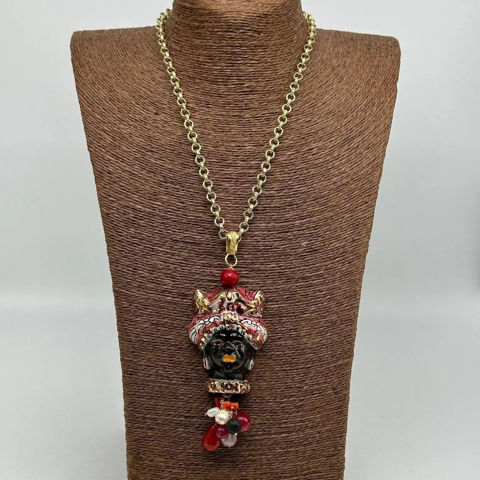 Collana Siciliana Testa di Moro Ceramica di Caltagirone Turbante Bordeaux Decorato dettagli Oro - COLLANA
