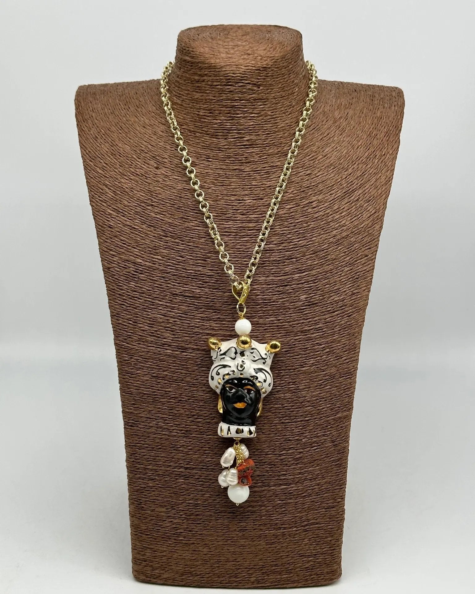 Collana Siciliana Testa di Moro Ceramica di Caltagirone Turbante Bianco Decorato Sfere Oro - COLLANA