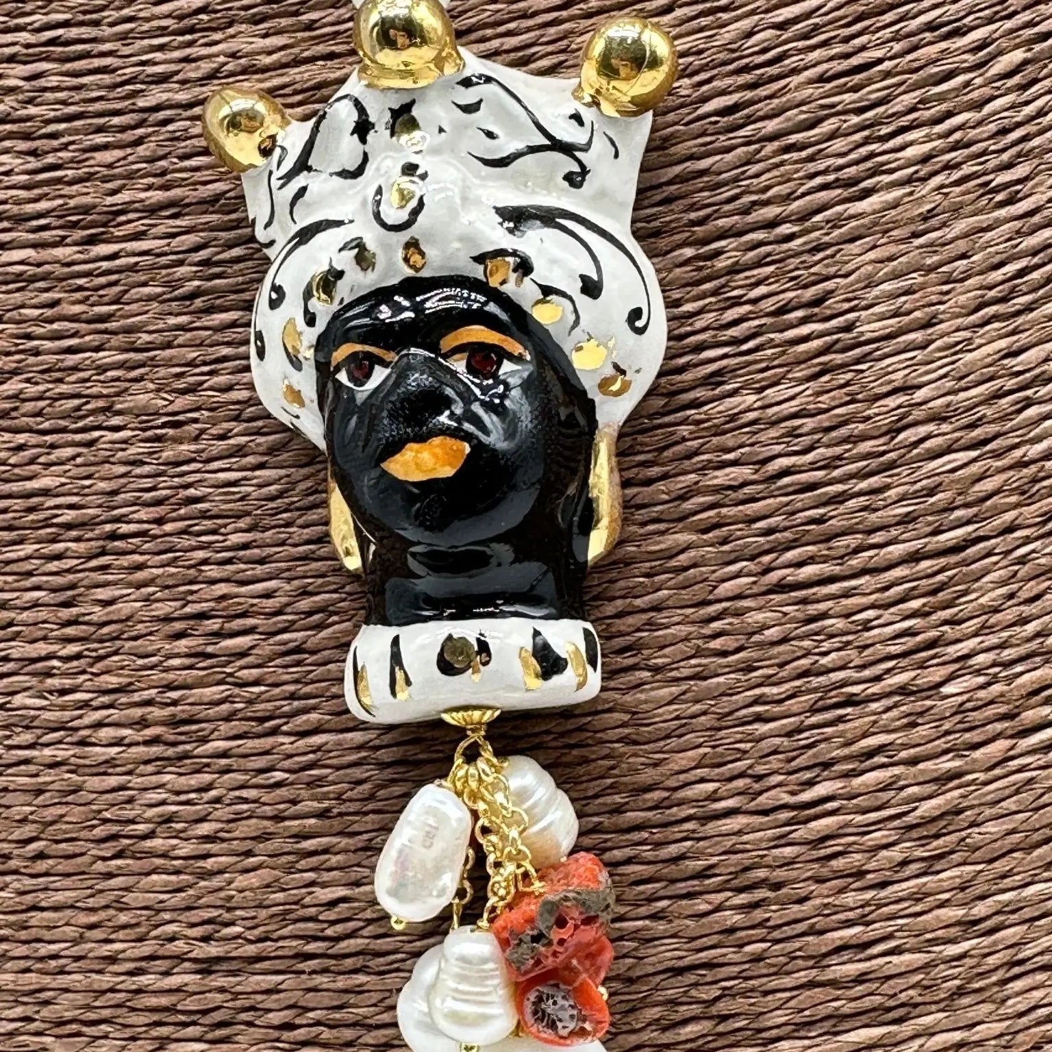 Collana Siciliana Testa di Moro Ceramica di Caltagirone Turbante Bianco Decorato Sfere Oro - COLLANA