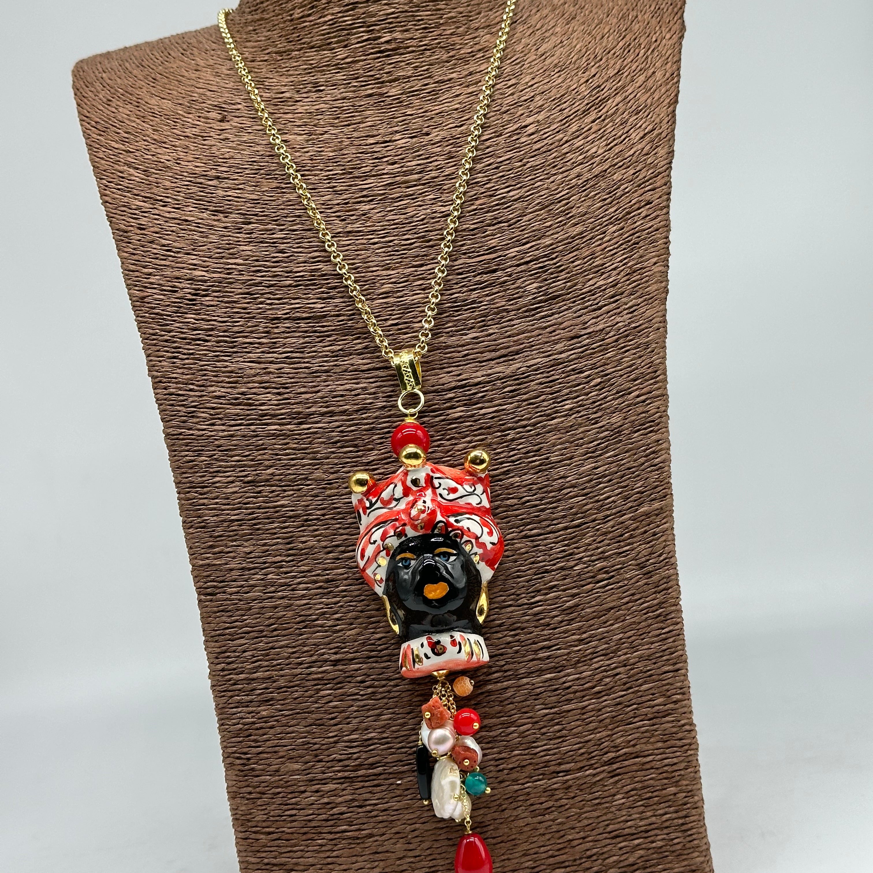 Collana Siciliana Testa di Moro Ceramica di Caltagirone Turbante Rosso Decorato dettagli Oro - COLLANA