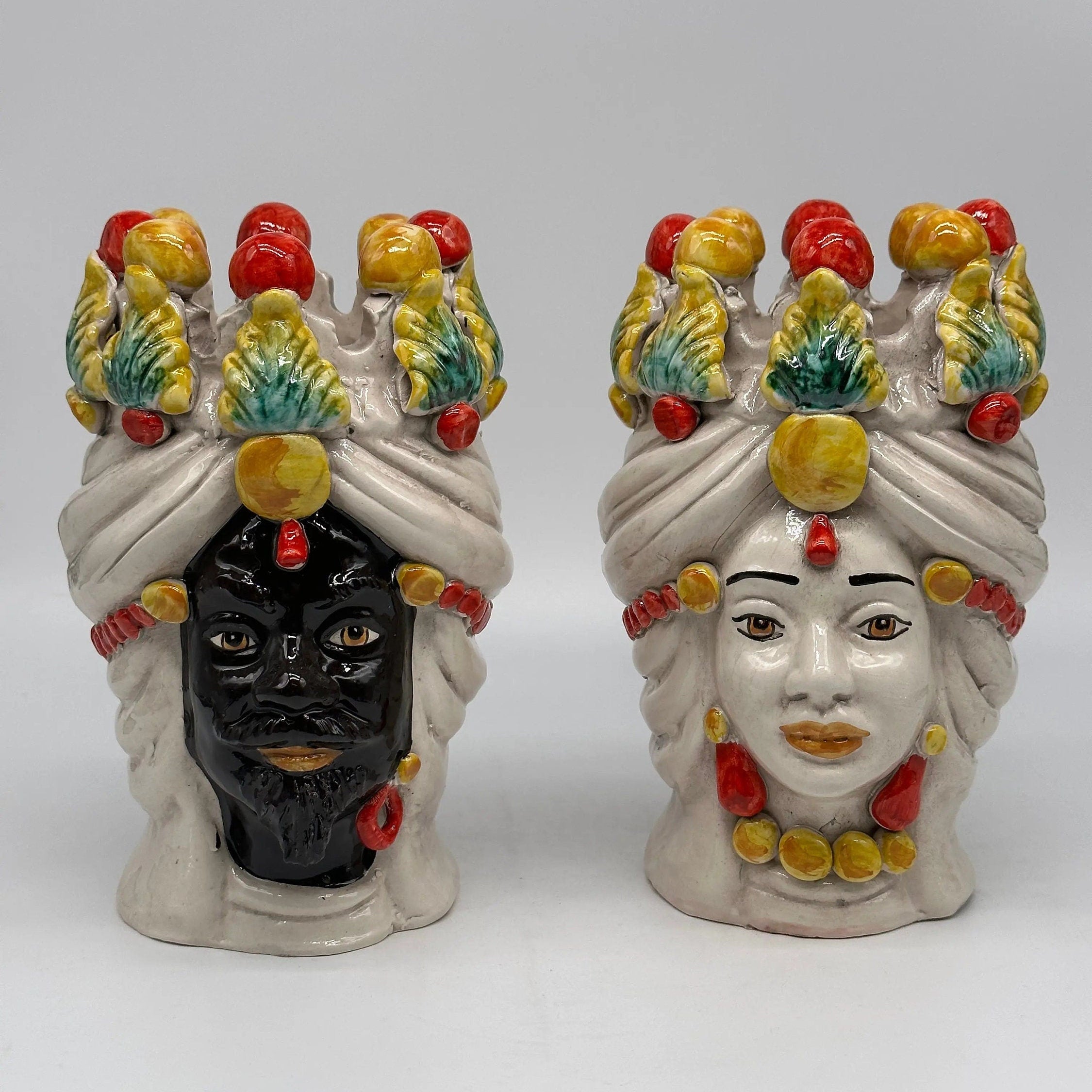 Coppia Teste di Moro Corona Sfere Verde Ceramica Caltagirone cm H.20 L.12 Artigianale DD CERAMICHE SICILIANE