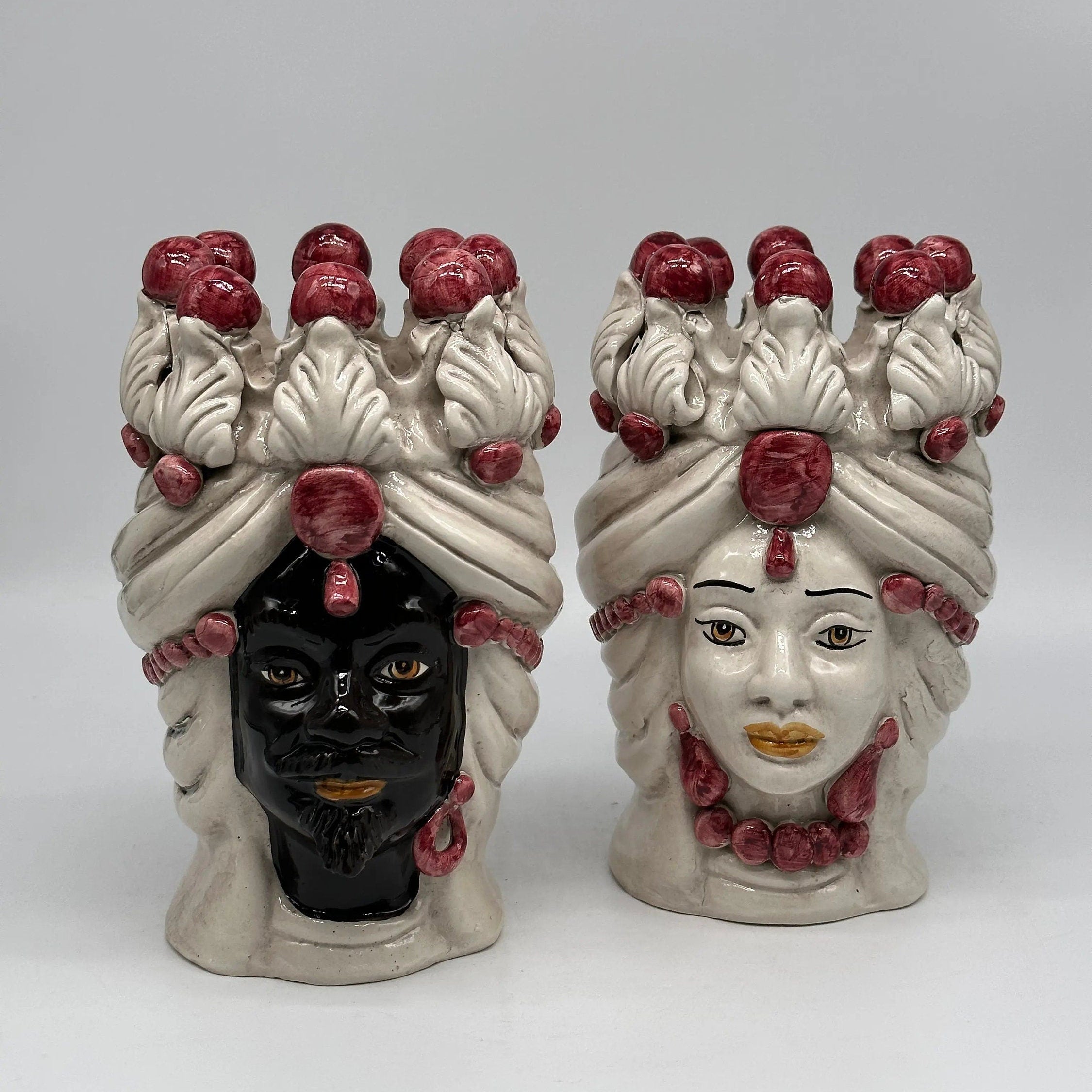 Coppia Teste di Moro Corona Sfere Verde Ceramica Caltagirone cm H.20 L.12 Artigianale DD CERAMICHE SICILIANE