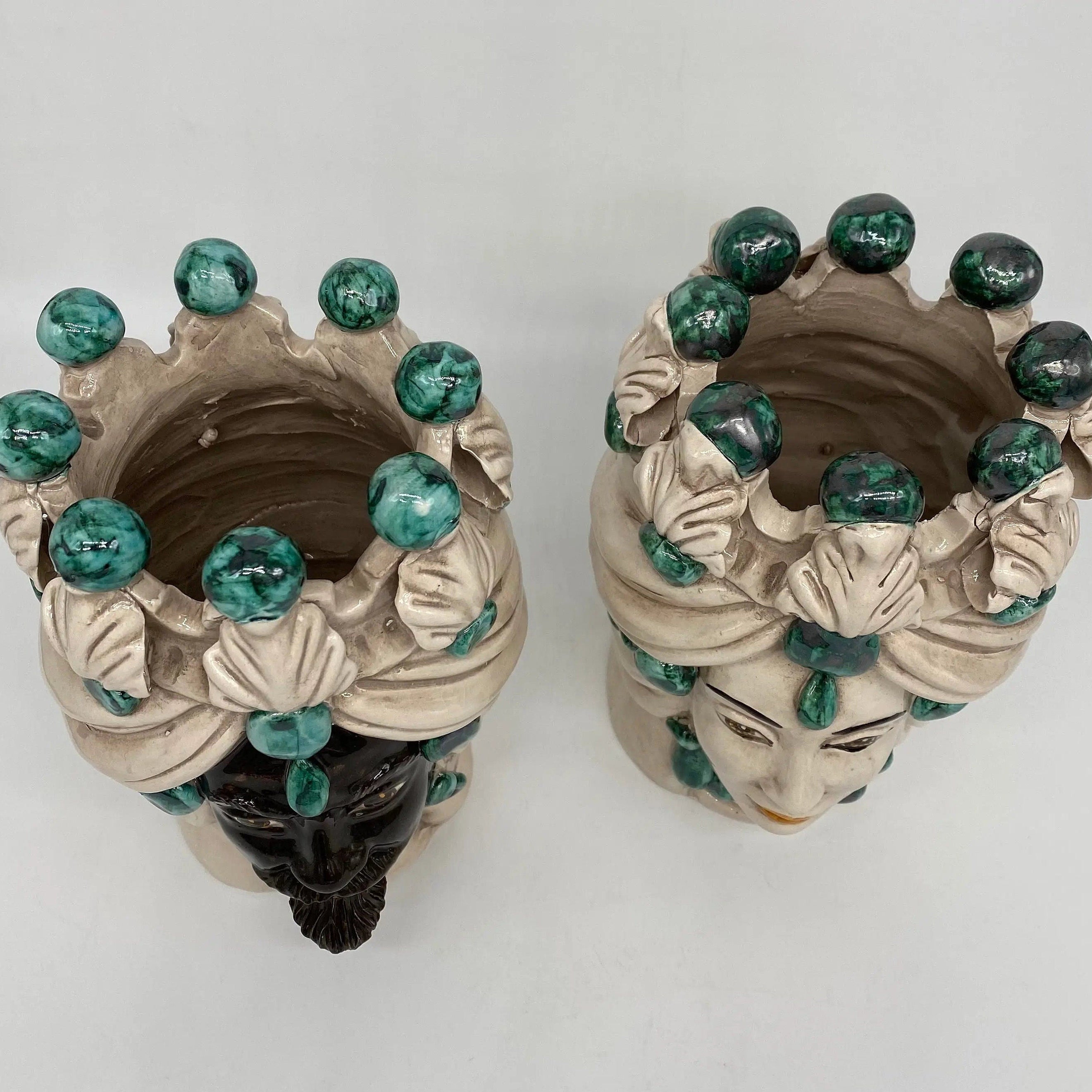 Teste di Moro Corona Sfere Verde Ceramica Caltagirone cm H.20 L.12 Artigianale DD CERAMICHE SICILIANE