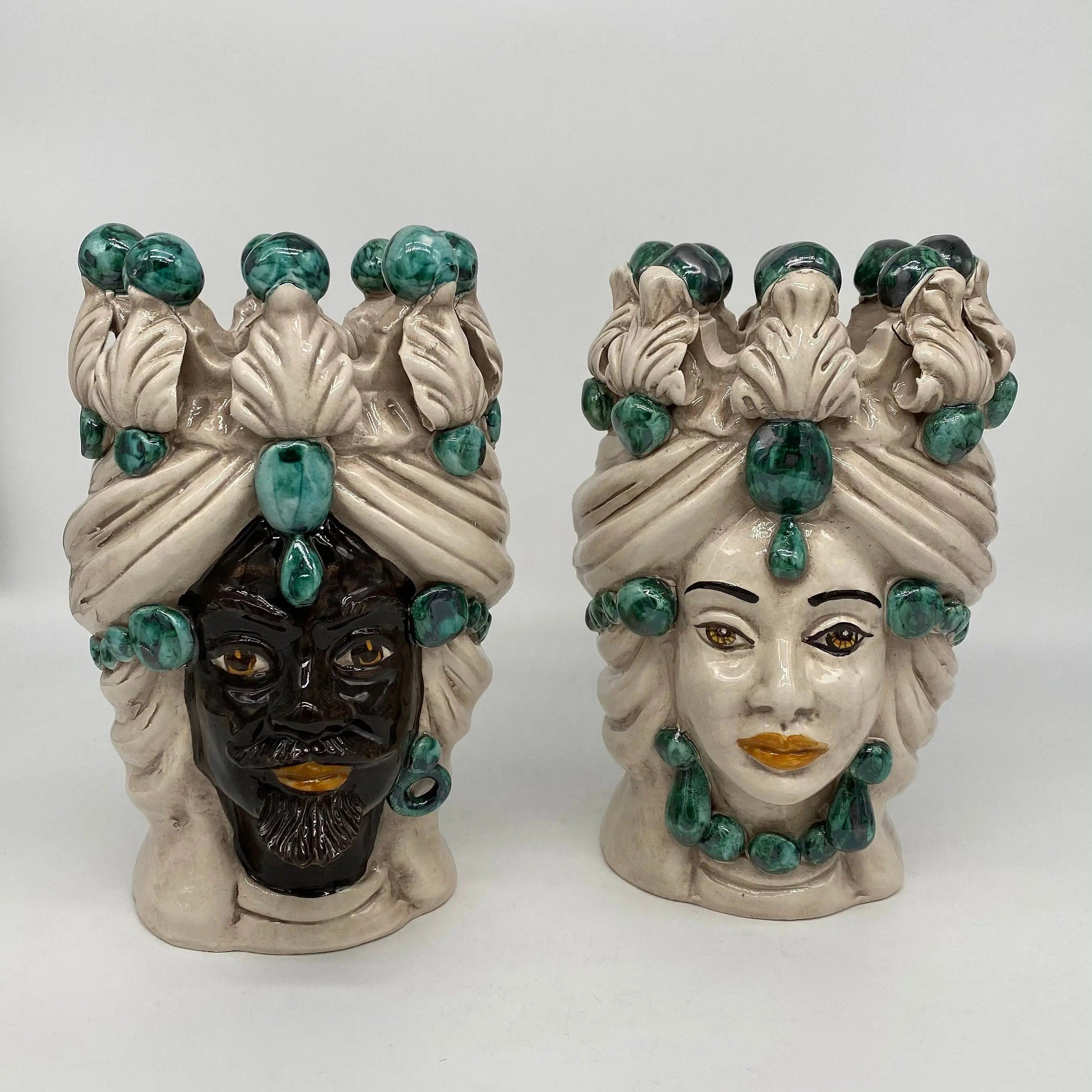 Teste di Moro Corona Sfere Verde Ceramica Caltagirone cm H.20 L.12 Artigianale DD CERAMICHE SICILIANE