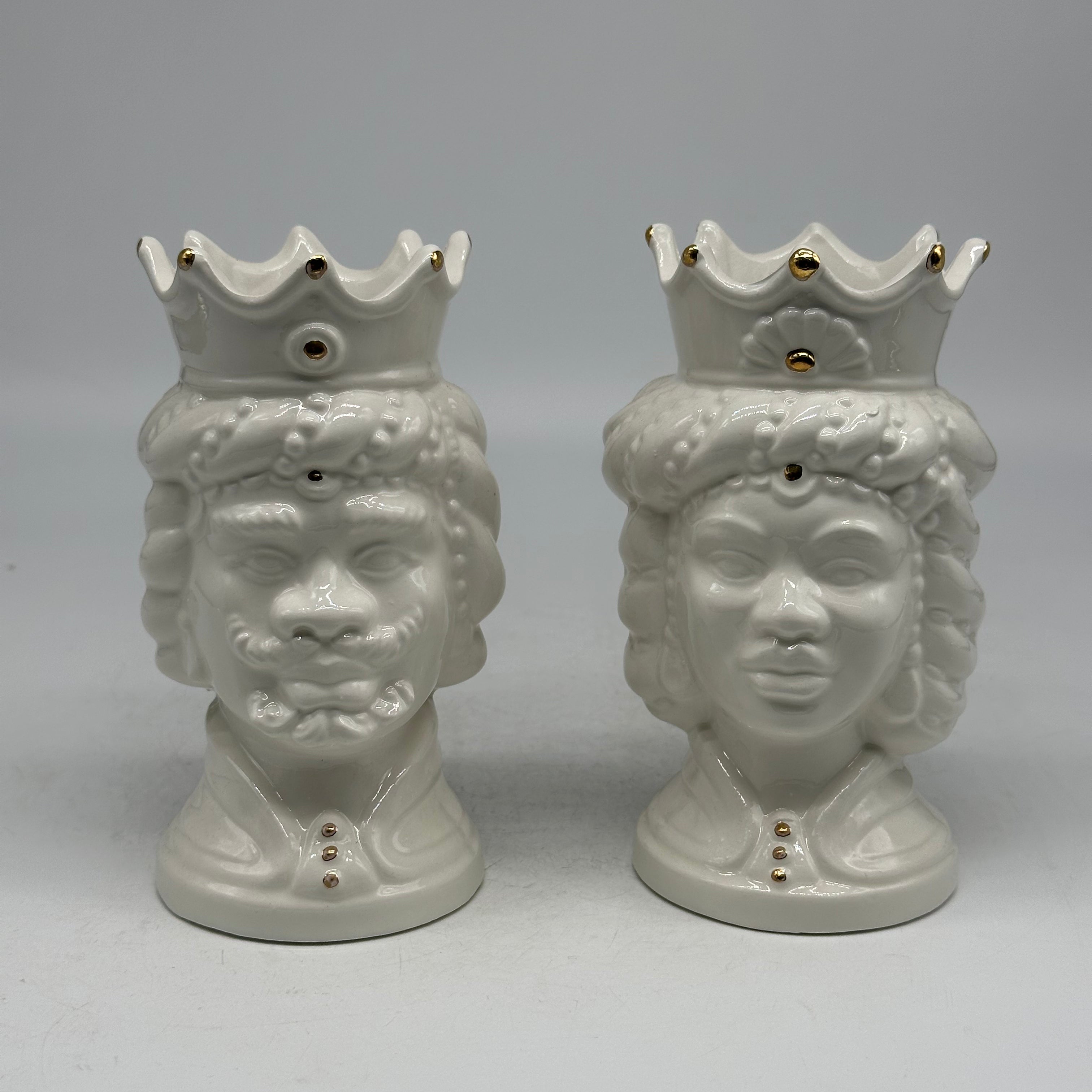 Coppia Teste di Moro Girun Ceramica Caltagirone cm H.14 L.9 Artigianale Bianco Oro - TESTE DI MORO