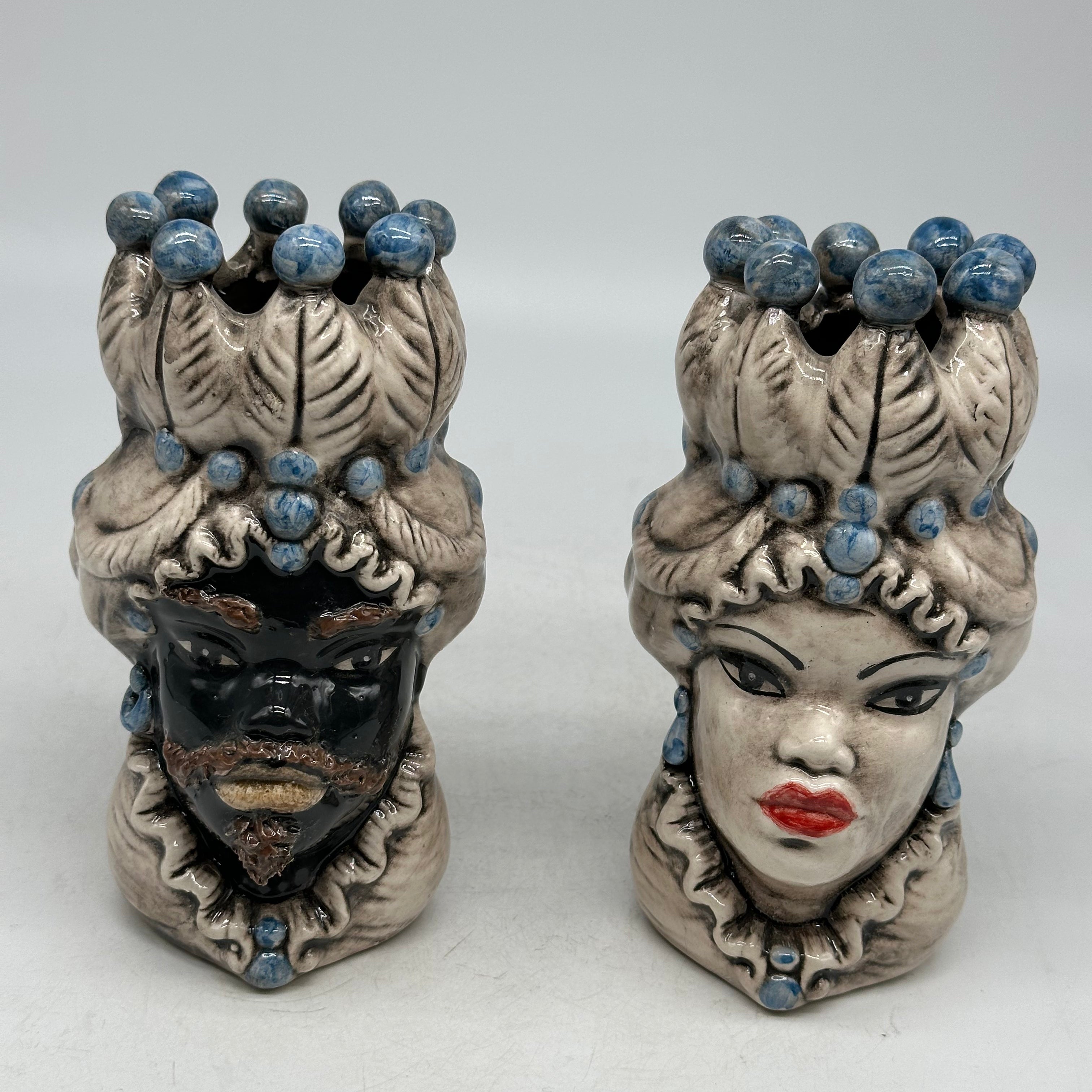 Coppia Teste di Moro Luis Ceramica Caltagirone cm H.17 L.9 Artigianale Beige Sfere Celeste - TESTE DI MORO