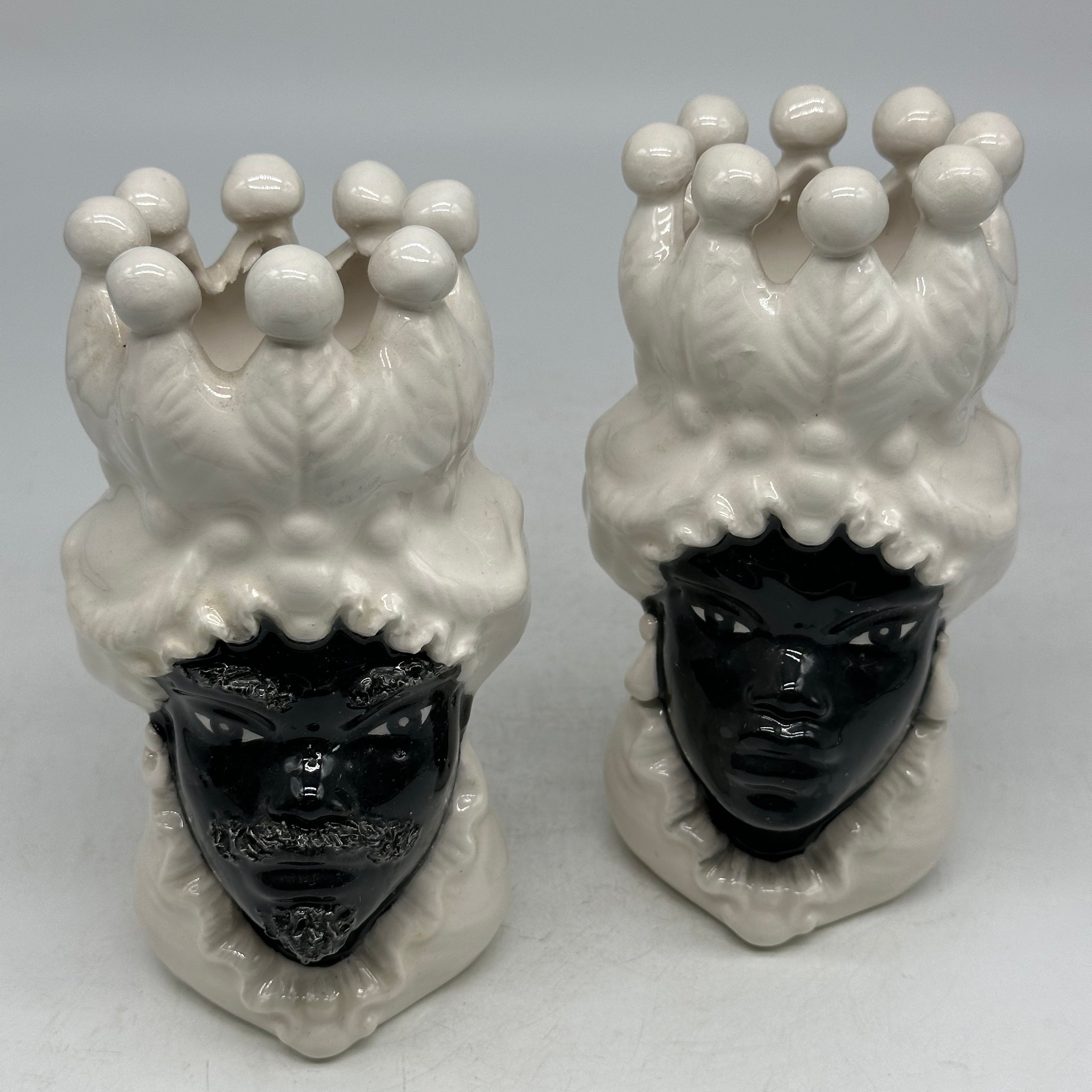 Coppia Teste di Moro Luis Ceramica Caltagirone cm H.17 L.9 Artigianale Bianco Nero - TESTE DI MORO