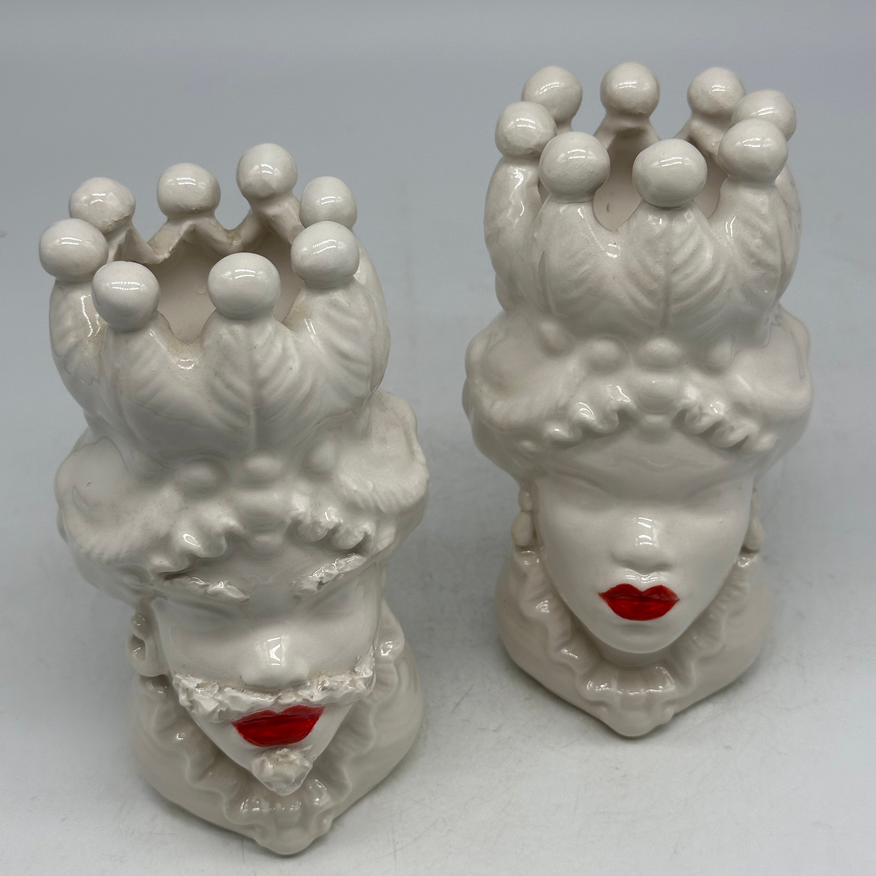 Coppia Teste di Moro Luis Ceramica Caltagirone cm H.17 L.9 Artigianale Bianco Rosso - TESTE DI MORO